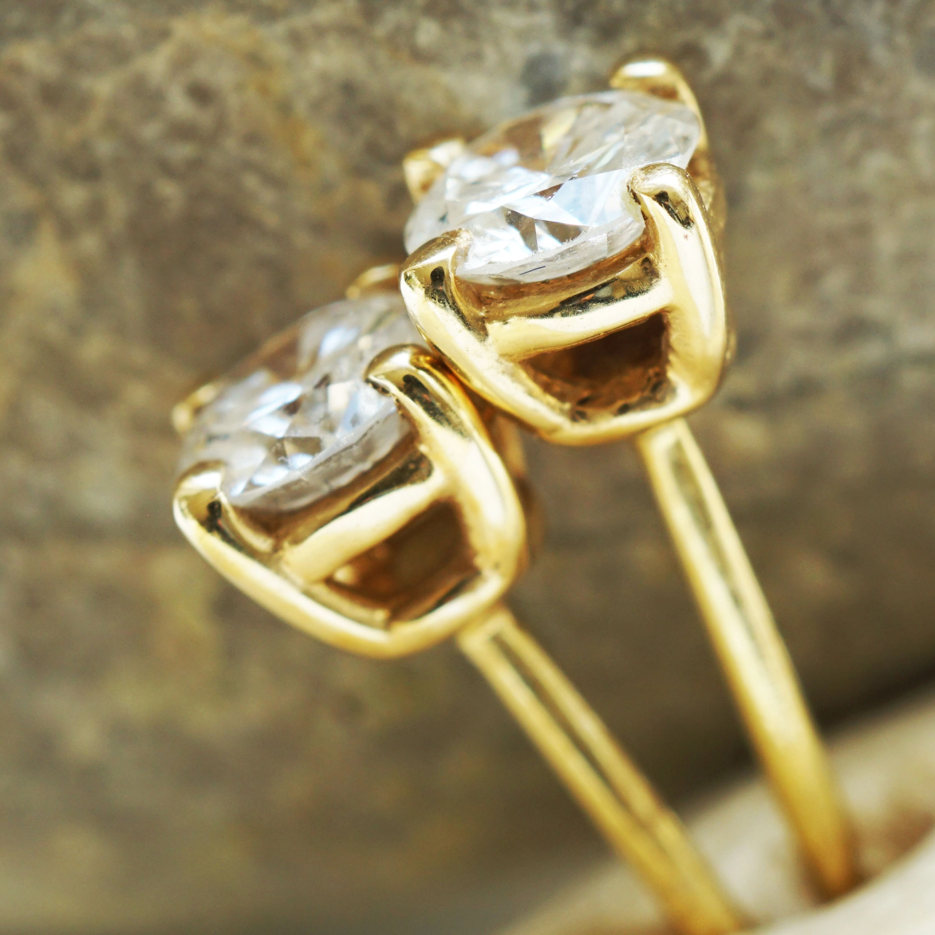 Solitär Brillant Ohrstecker 0.42 ct TW VVS 750er Gelbgold 3,9 mm D., tolle Brillanz