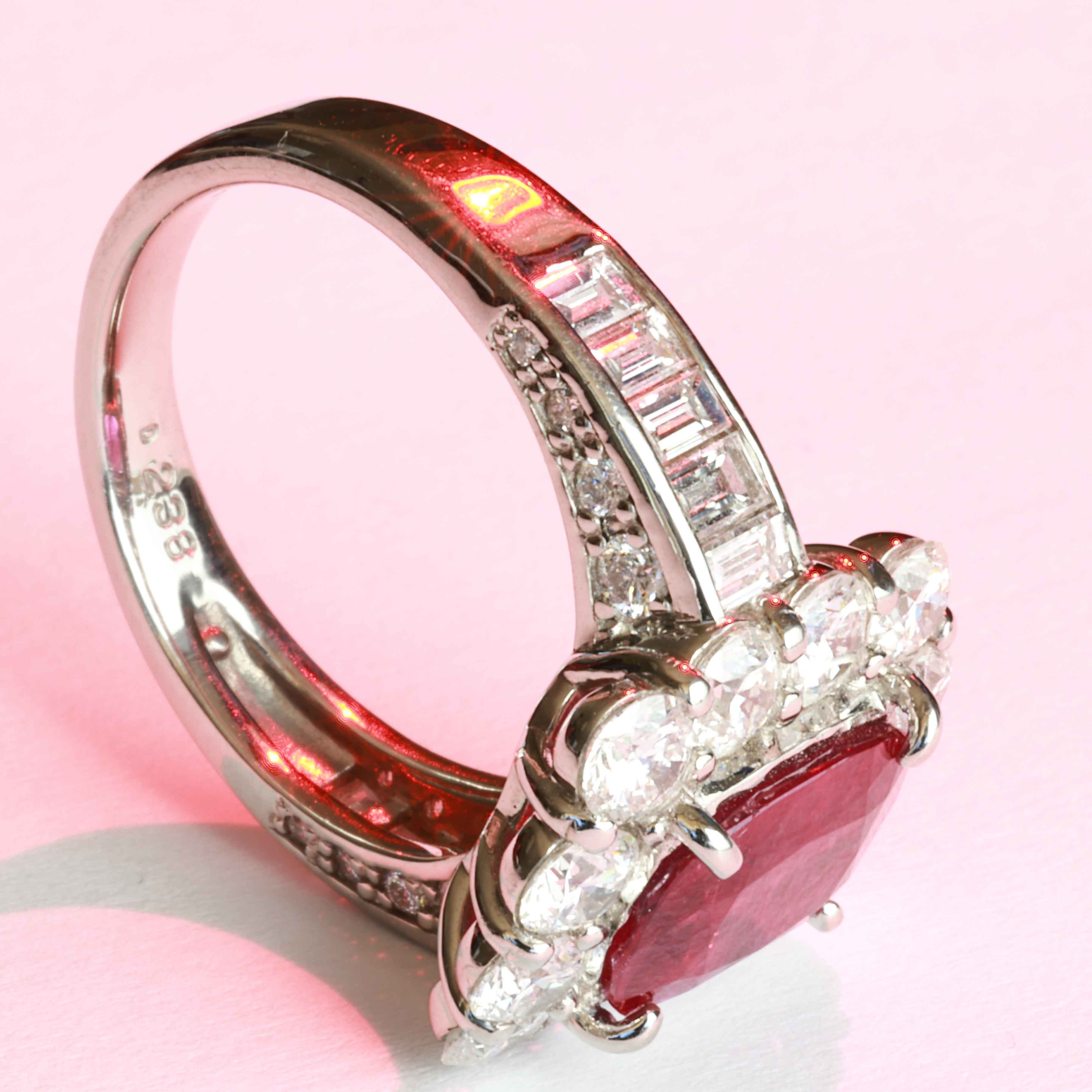 Unerhitzter Burma Rubin Brillant Ring 2.60 ct 2.38 ct Myanmar 950er Platin GRS Zertifikat