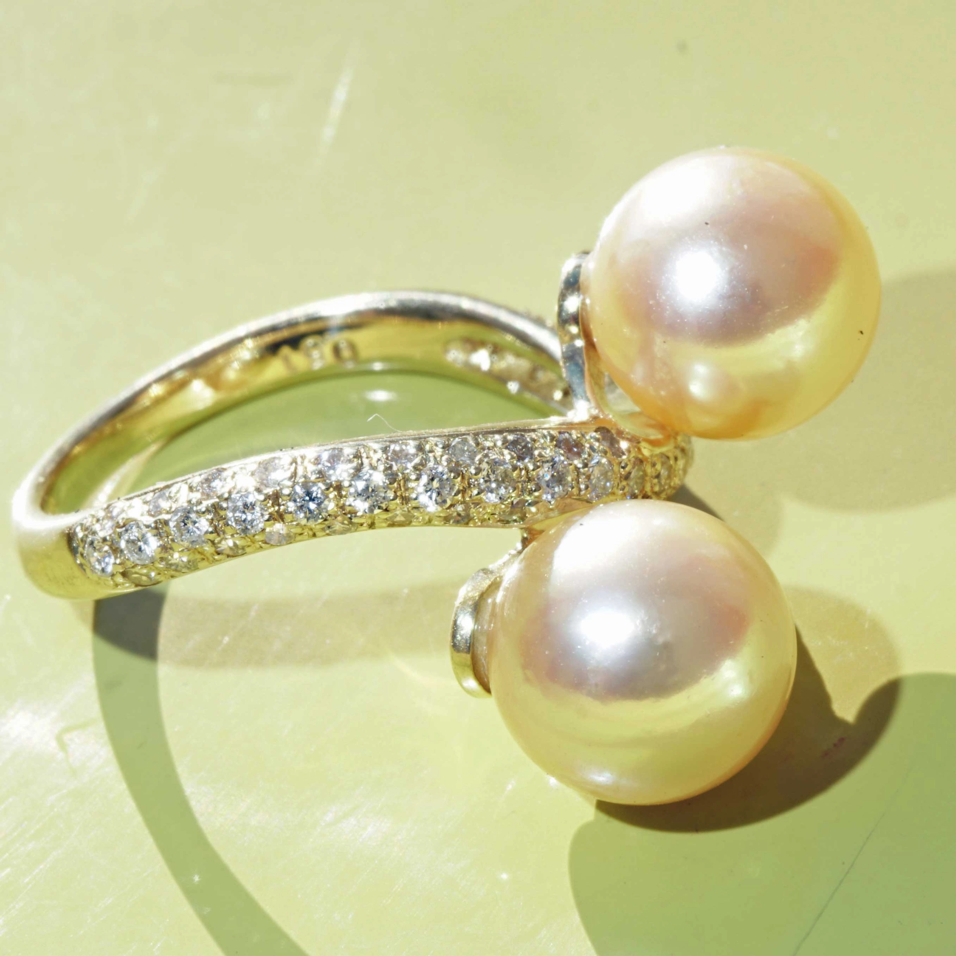 Südsee Zuchtperl Brillant Ring in 750er Gelbgold 0.51 ct 9.3/9.6 mm D. goldfarben feiner Lüster