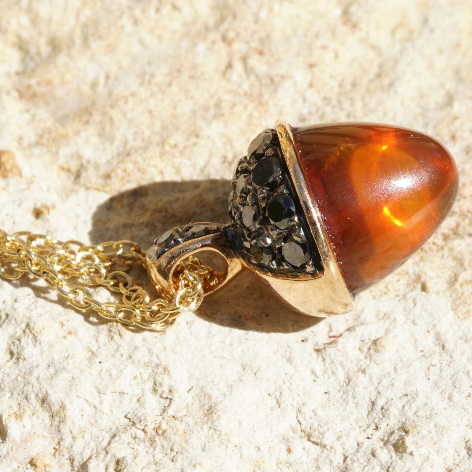 Kegel Anhänger Citrin mit schwarzen Diamanten 750er Roségold aus Traditionsgoldschmiede in Valenza