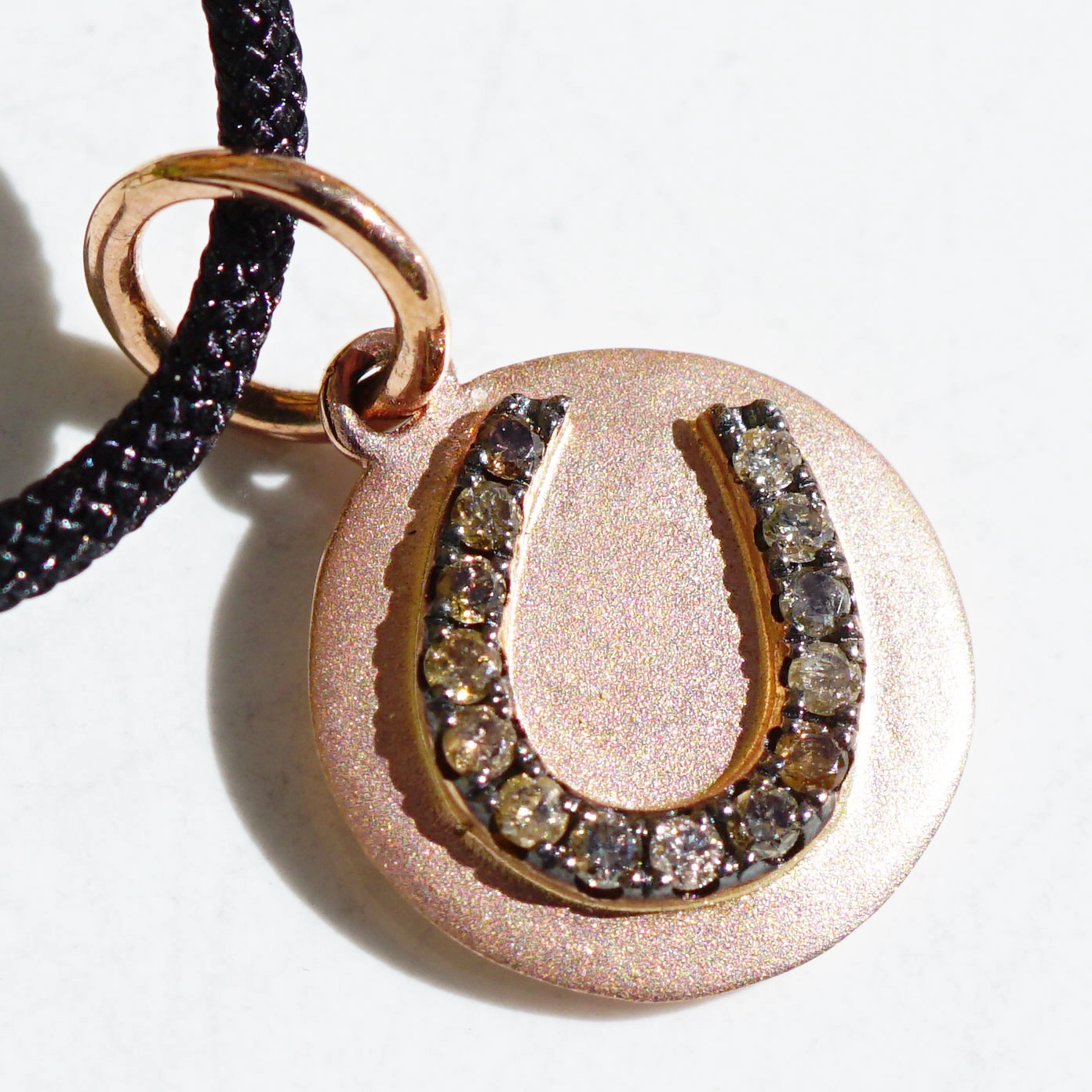 Brillant Anhänger in 750er Rosegold Hufeisen 0.10 ct braune Diamanten