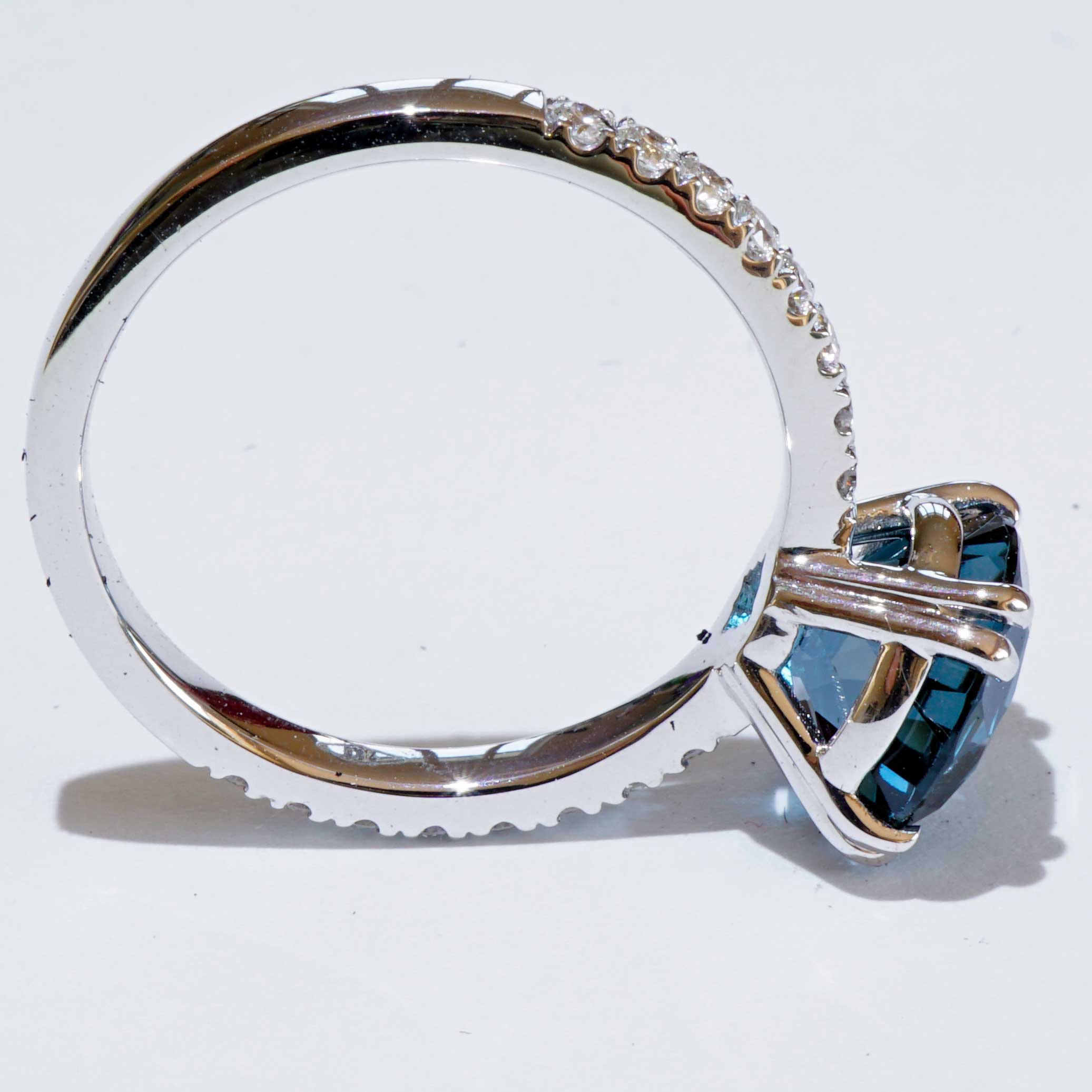 London Blue Topas Brillant Ring 750er Weissgold 3.27 ct 0.33 ct  made in Italy...Edelschmiede 