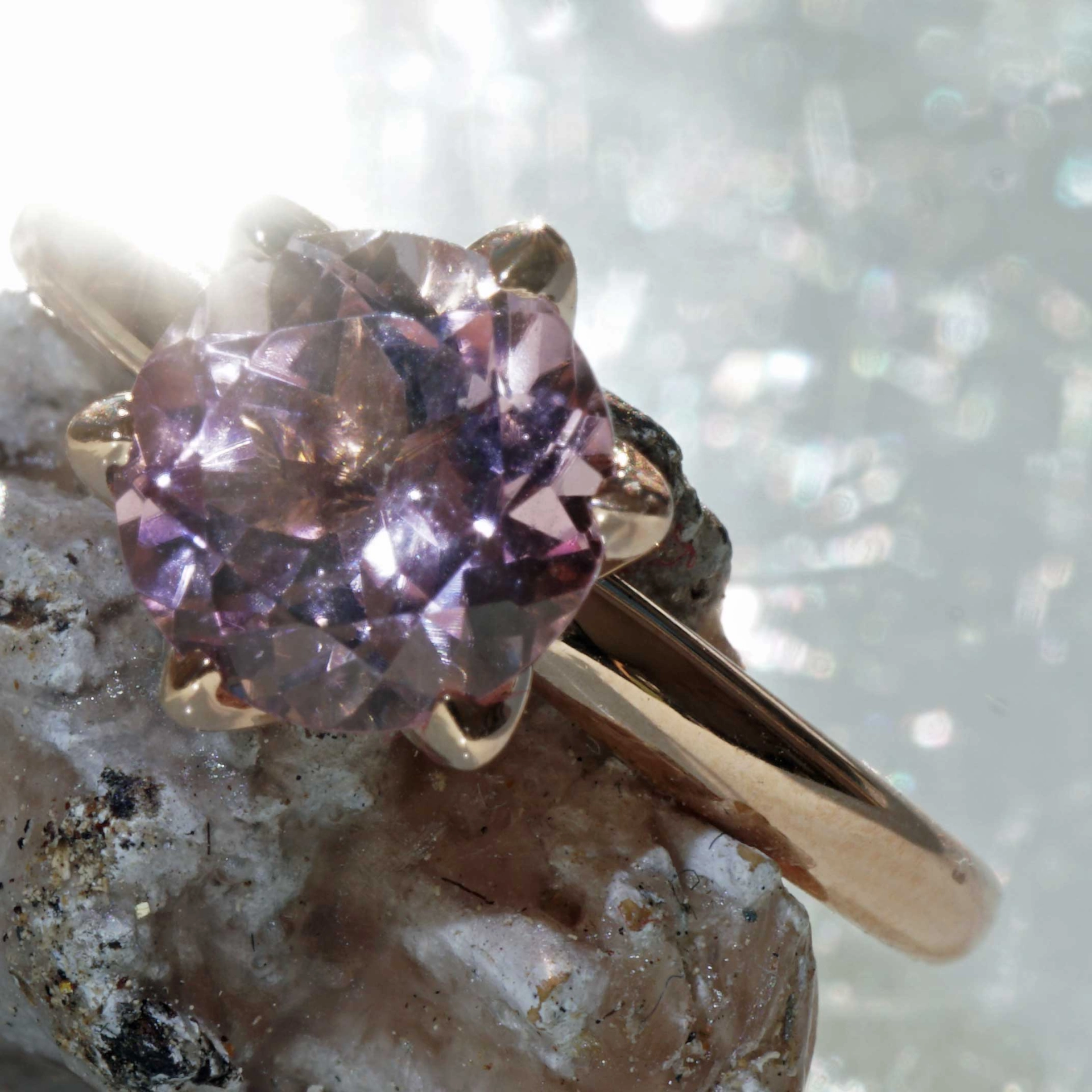 Bestseller Kombinationsring..pink Turmalin Ring in 750er Rosegold hergestellt in Valenza...toll mass