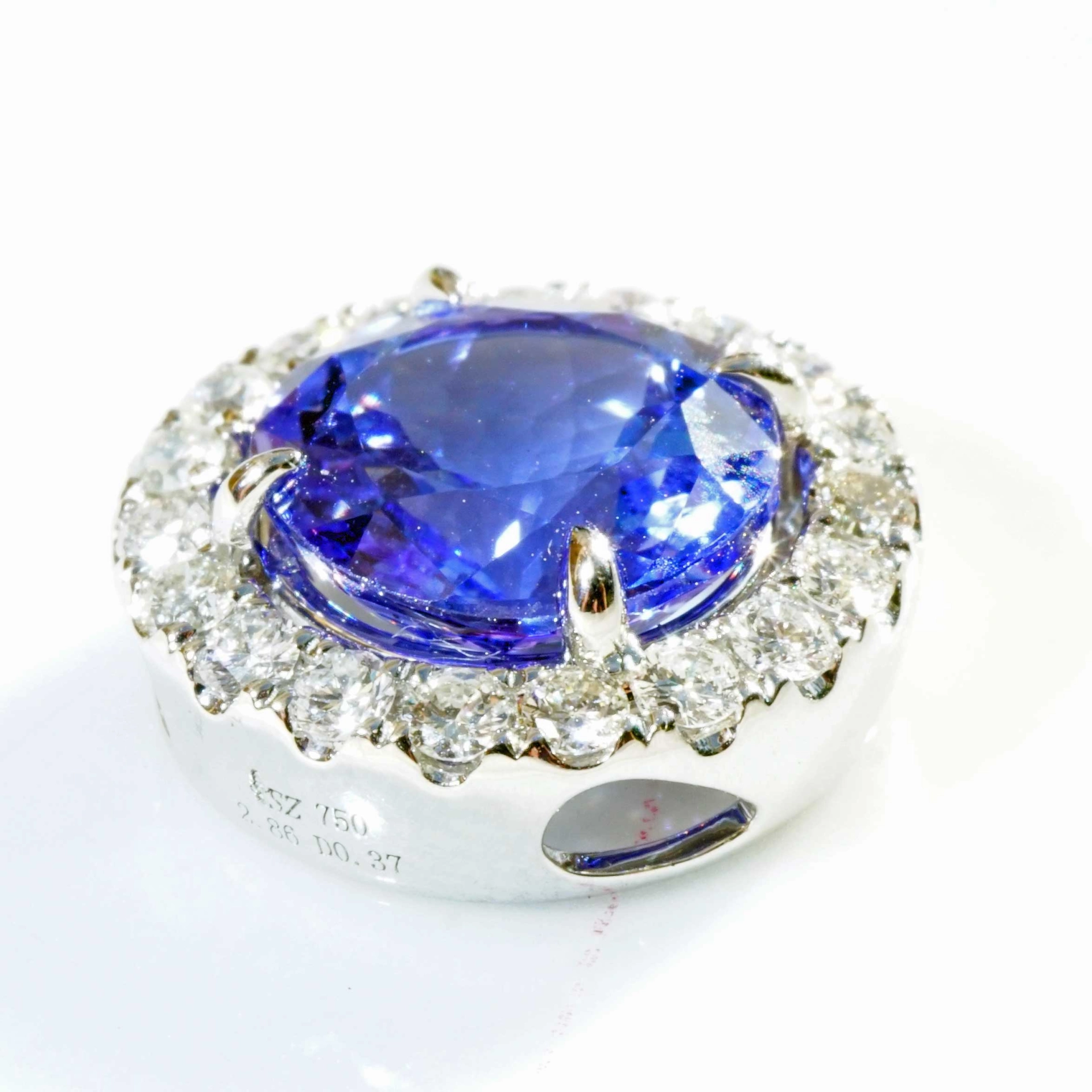 Tansanit Brillant Anhänger 750er Weissgold 2.86 ct 0.37 ct Hyazinthen blau und klasse Brillanz