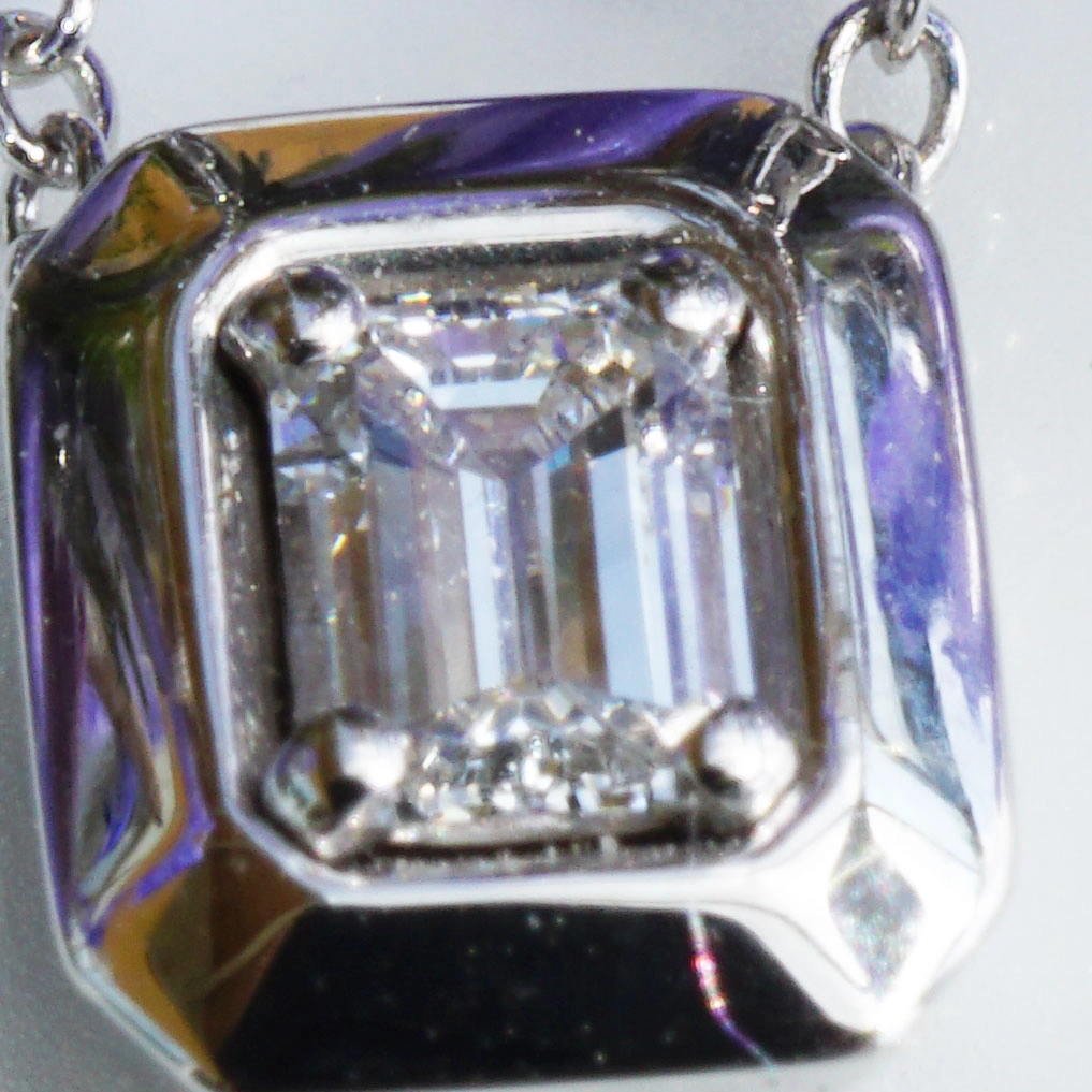 Diamant Emeraldcut Collier 0.30 ct GIA Gutachten 750er Weissgold River E VVS2