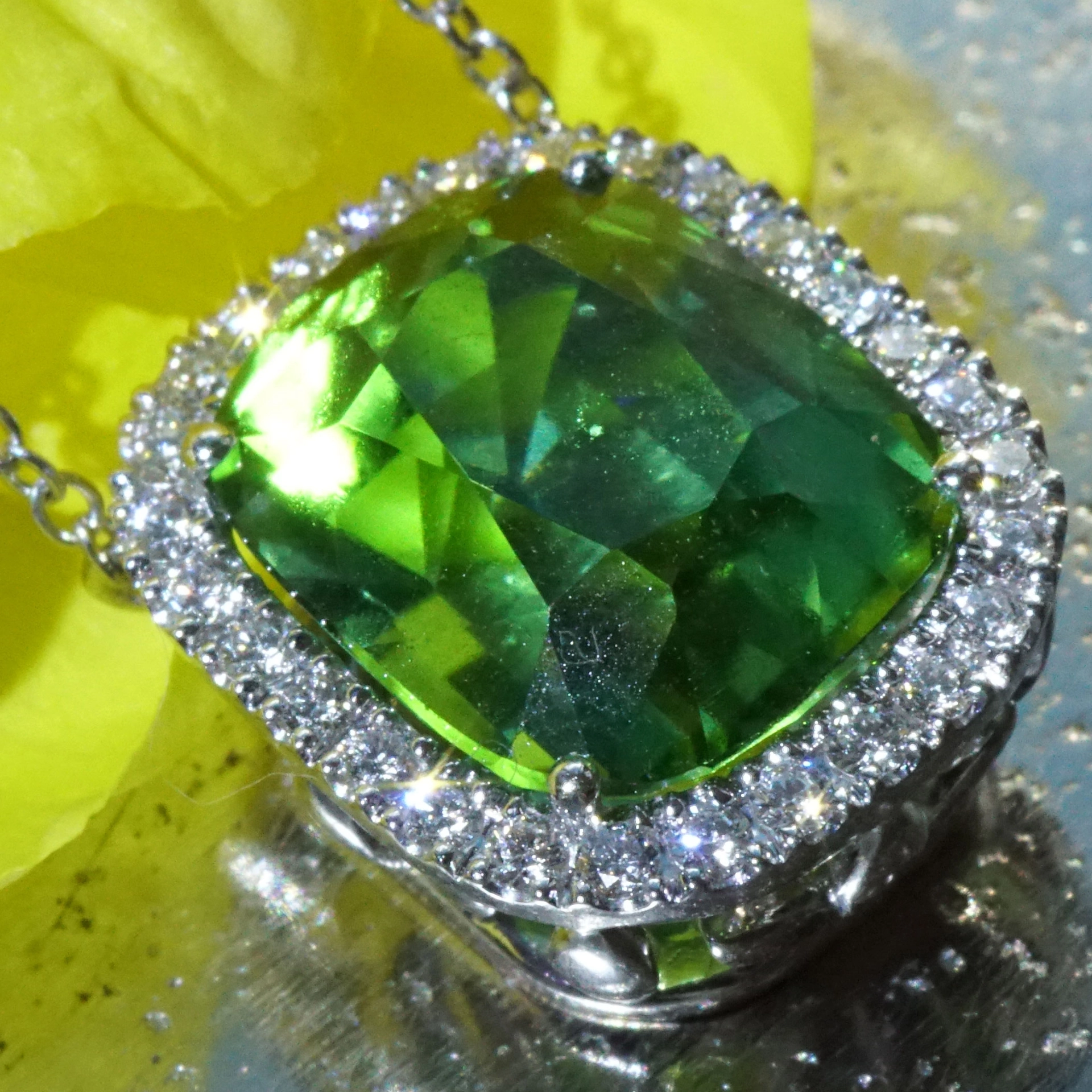 Turmalin Brillant Collier 750er Weissgold Investment lagun-grün Afghanistan 8.35 ct AAA+ Lupenrein