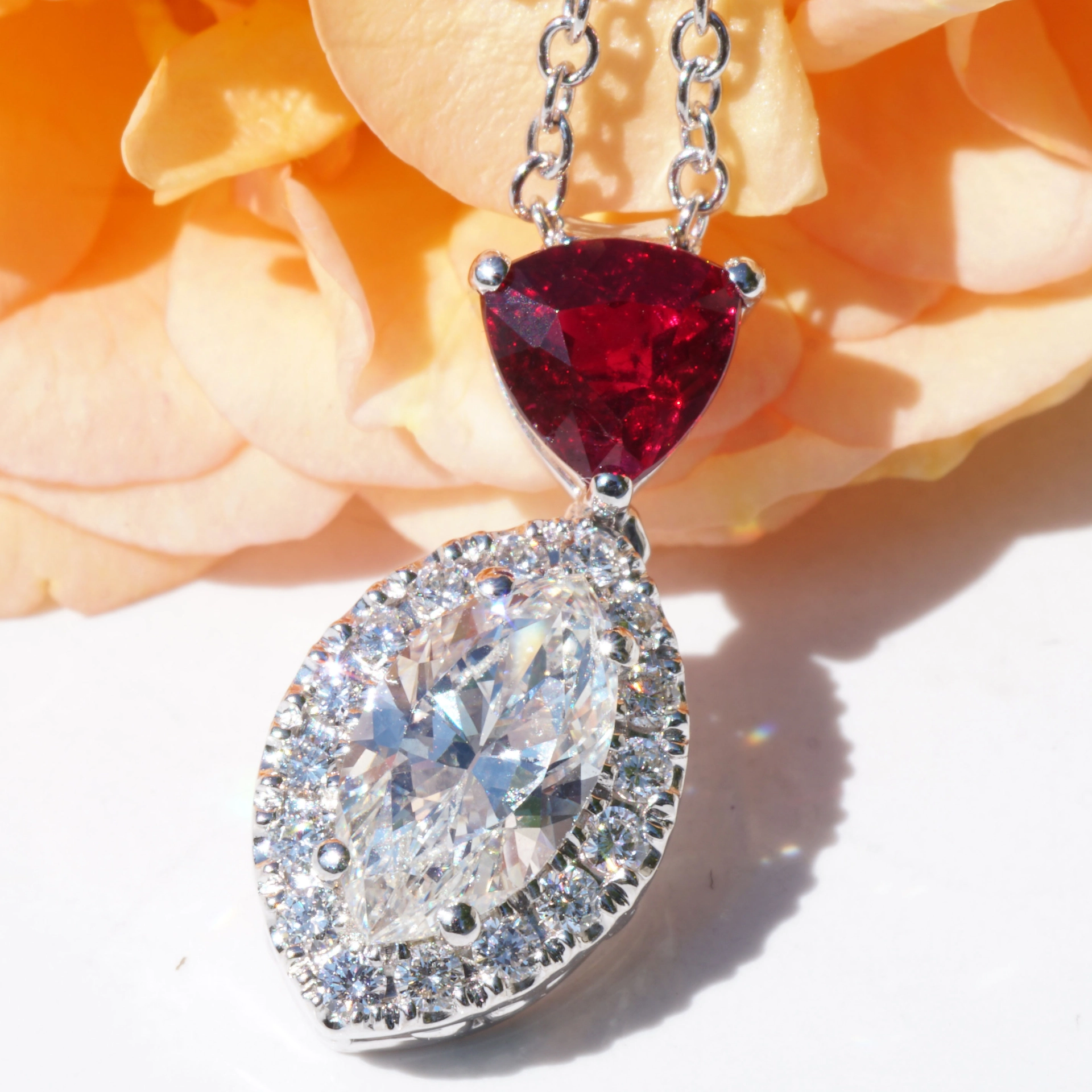 Rubin Diamantmarquise Brillant Anhänger m. Kette 750er Weissgold...pigeonblood Mosambik