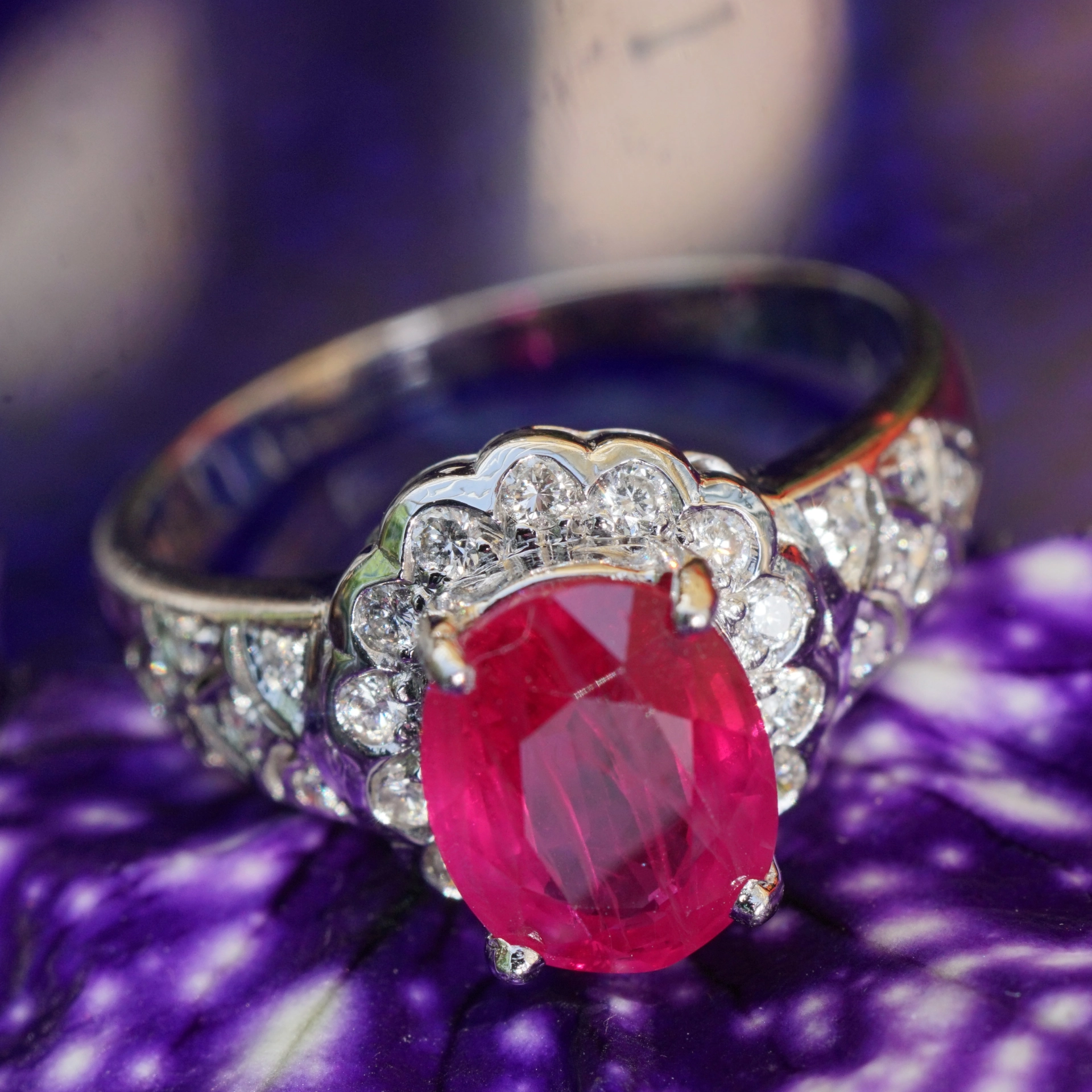 Eleganter Rubin Brillant Ring 750er Weissgold 1.60 ct 0.25 ct...tolles Geschenk!