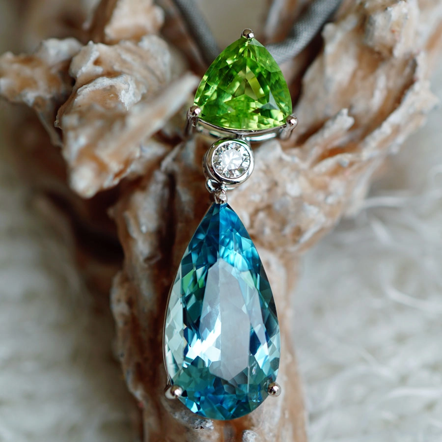 Mint Peridot Aquamarin Brillant Anhänger AAA+ Spitzenqualität Madagaskar 750er Weissgold