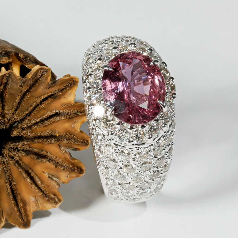 Ring Saphir Brillant 2.50 ct 1.76 ct so gross und so lebhaft pink ... TW VS  750er Weissgold