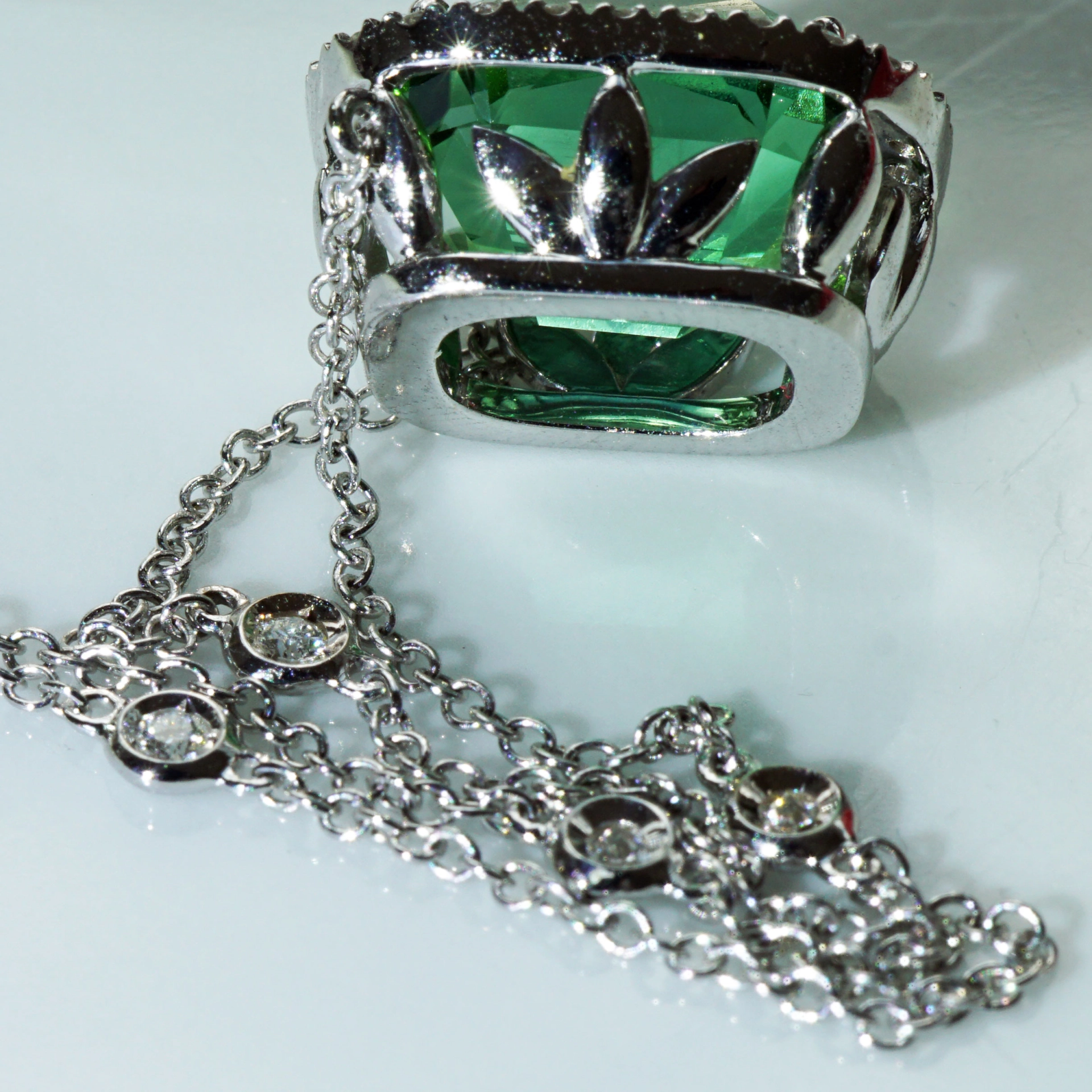 Turmalin Brillant Collier 750er Weissgold Investment lagun-grün Afghanistan 8.35 ct AAA+ Lupenrein