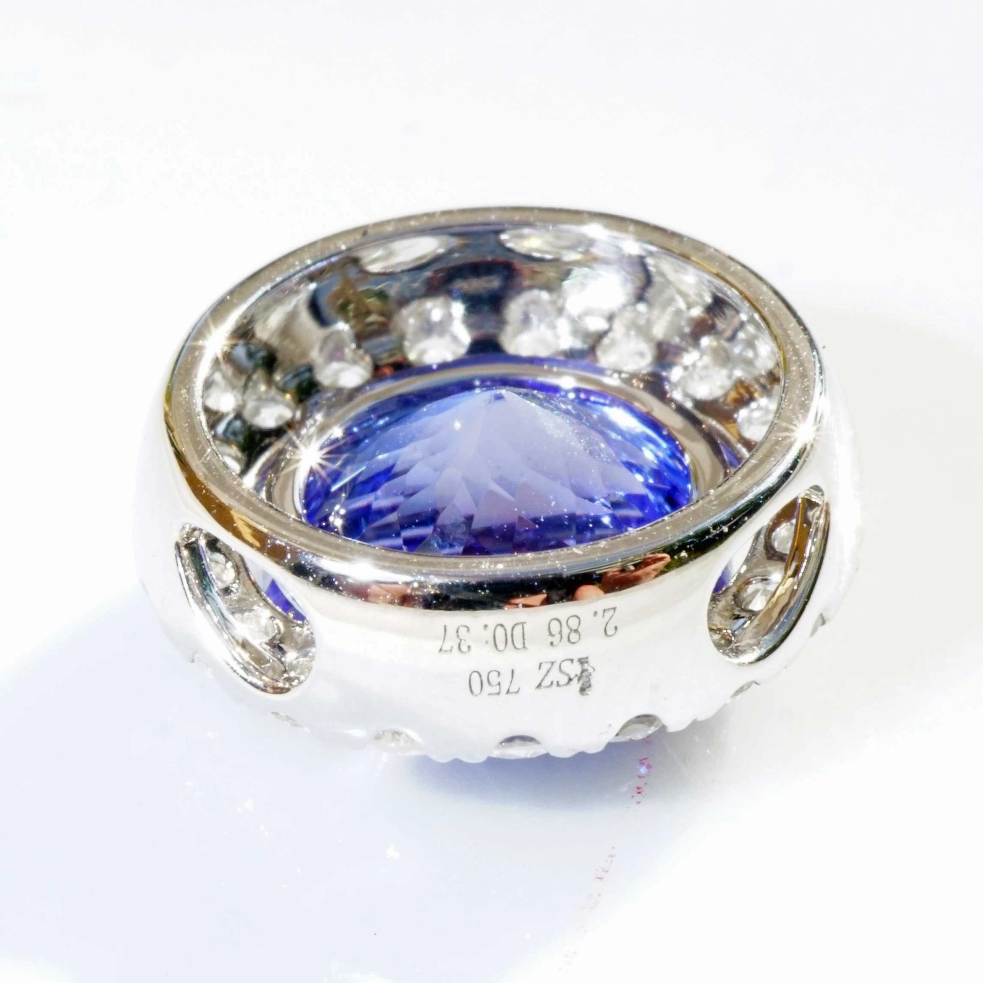 Tansanit Brillant Anhänger 750er Weissgold 2.86 ct 0.37 ct Hyazinthen blau und klasse Brillanz
