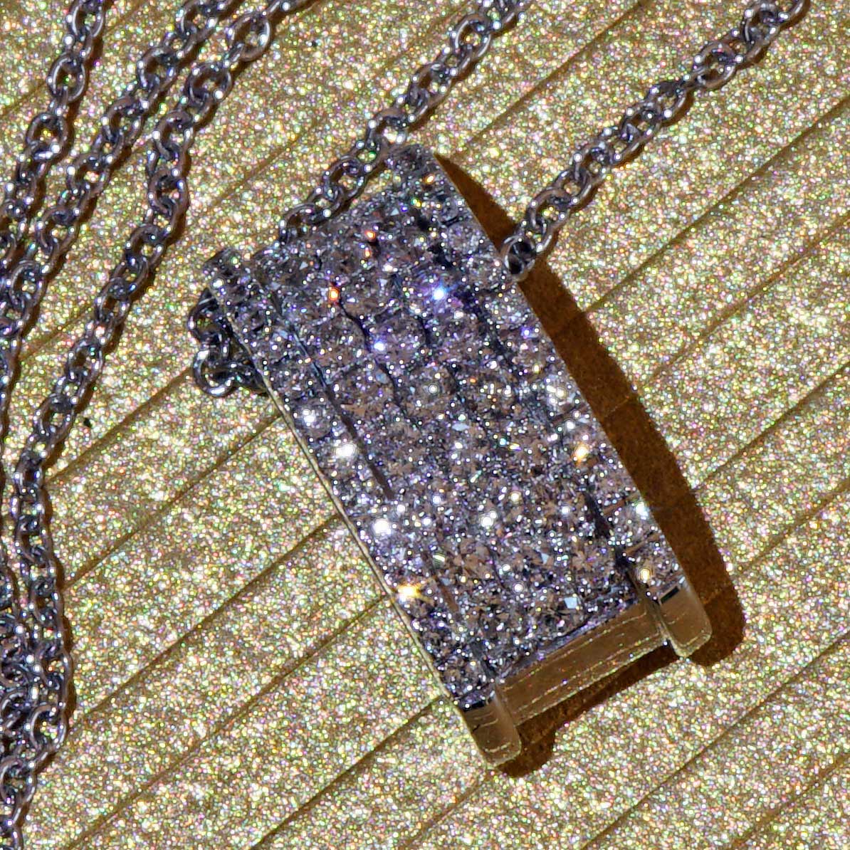 Brillant Collier 0.35 ct TW VS Weissgold 750er Modernes Design....macht Trage Spaß !!! 