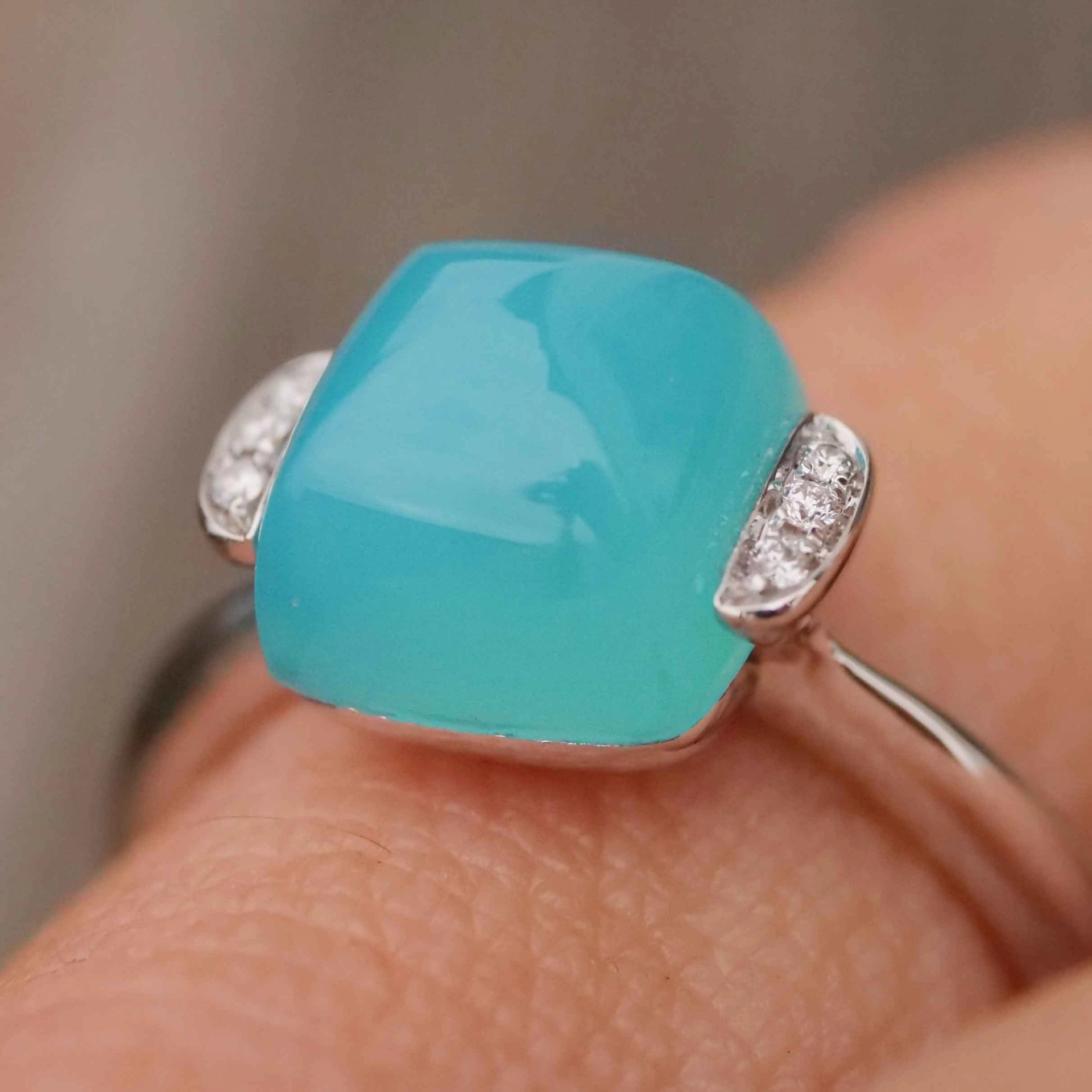 Paraibafarbener Achat Brillant Ring 750er Weissgold sweety Kombinationsring einfach lässig