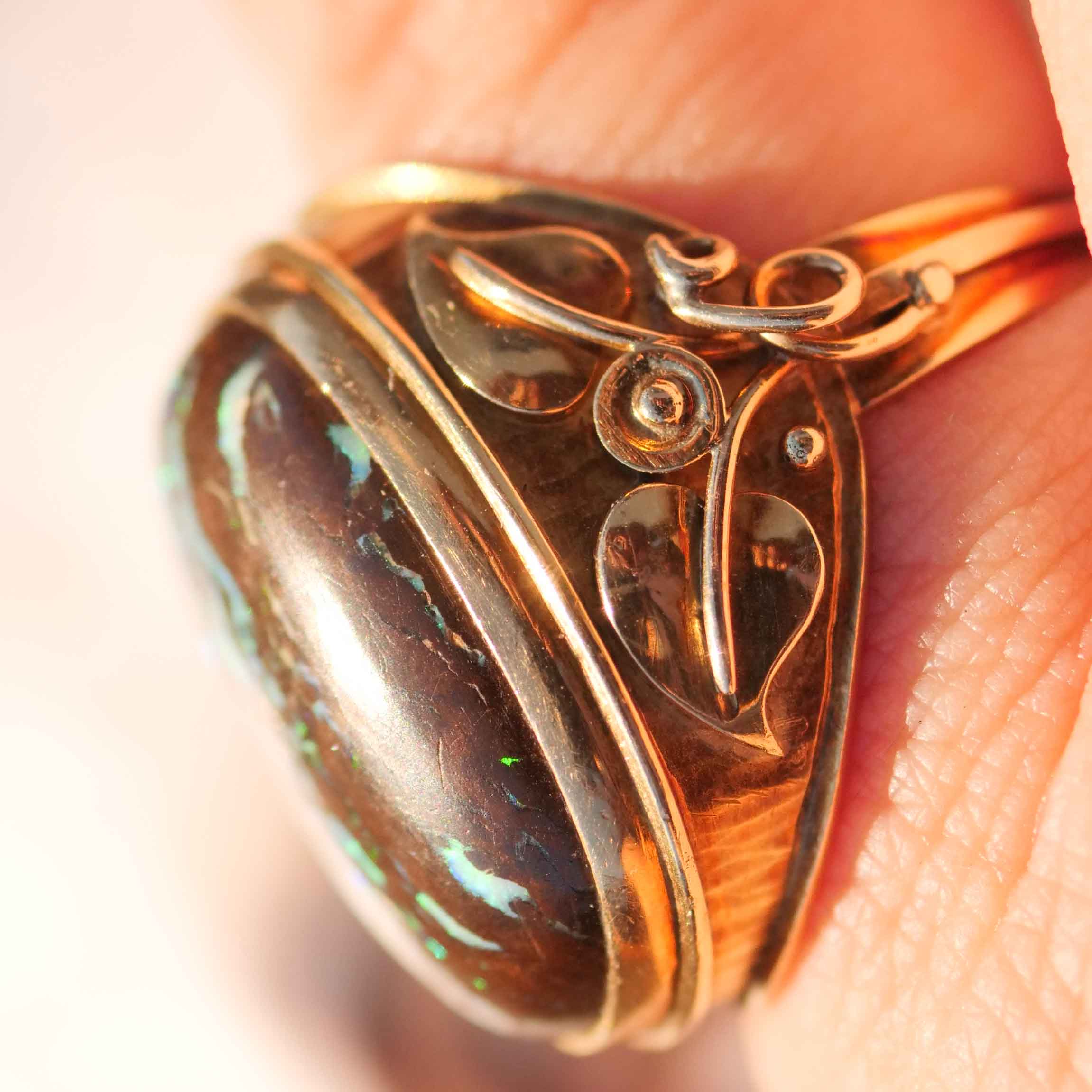 Boulderopal Ring Jugendstil um 1910 585er Gelbgold grün-blau Material Gold 500.-Euro
