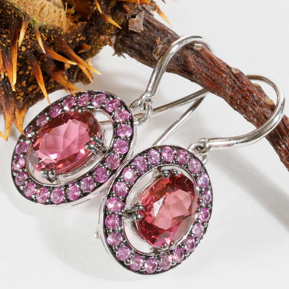 Cooler Farbstein Schmuck I Ohrhänger in 585er Weissgold mit altrosa Turmalinen und violetten Saphiren total ca. 3.39 ct