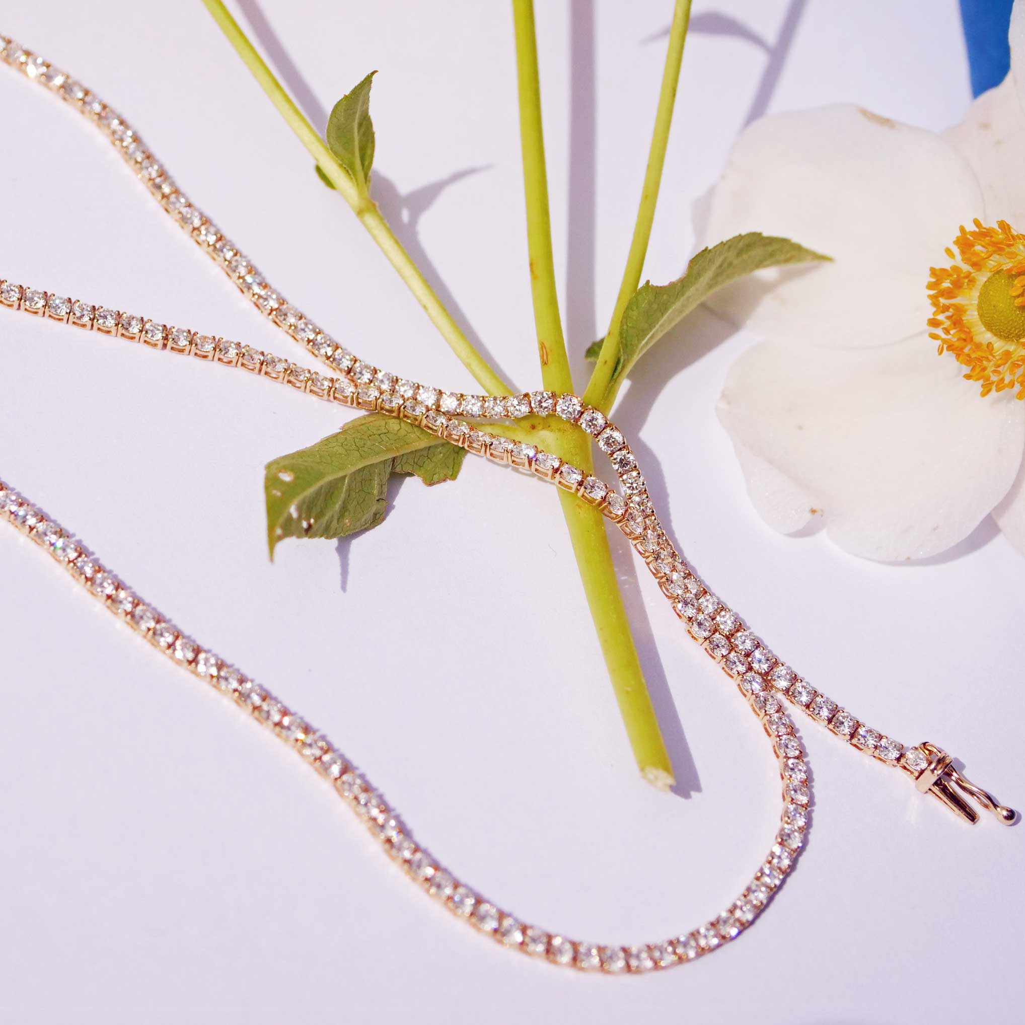 Brillant Tennis Collier total 7.11 ct TW VS Labor Diamanten in 585er Gelbgold.... für ein Bruchteil des Naturdiamant Preises  