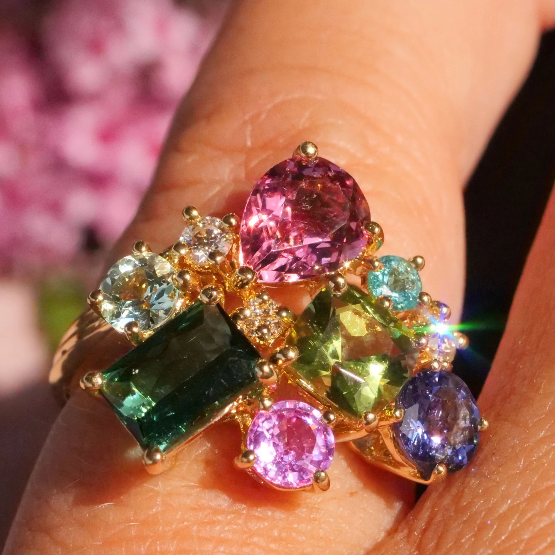 Edelstein Brillant Ring 750er Gelbgold...ein Potpourrie an berauschenden Farben