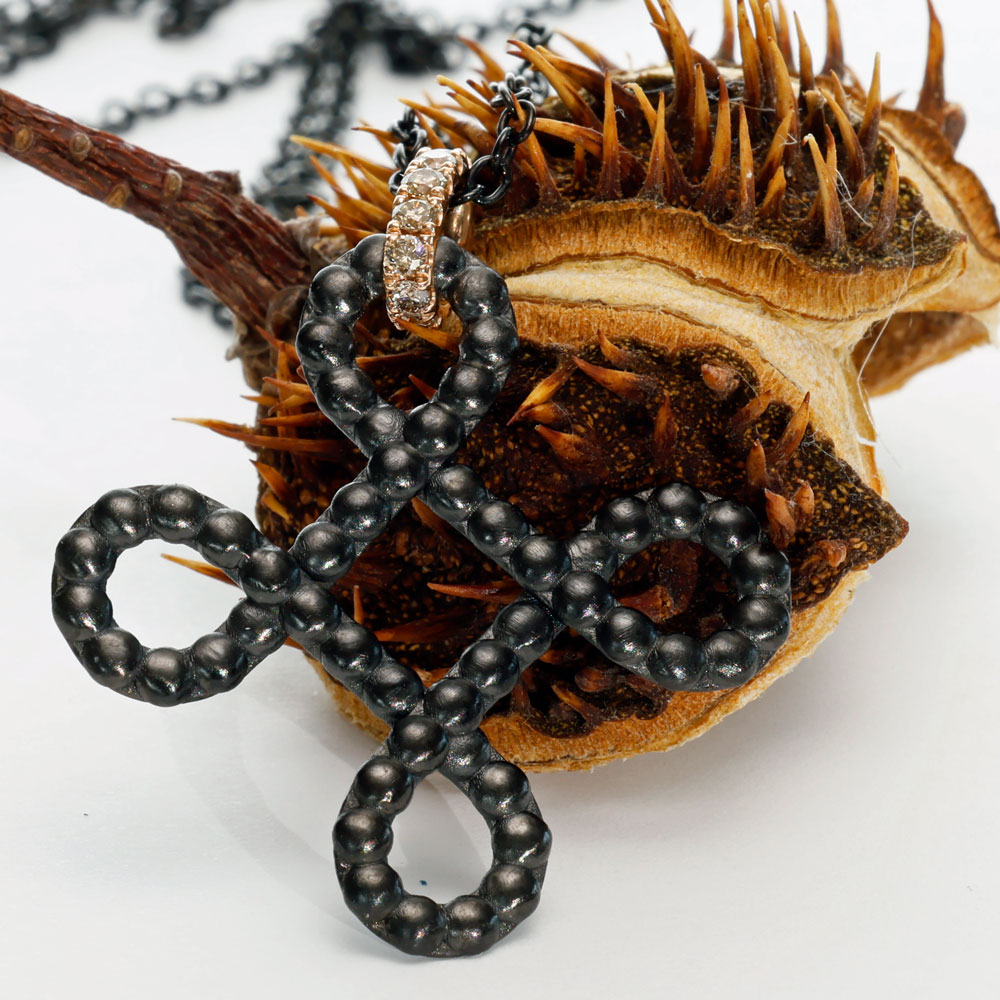 Brillant Collier 750er Rosegold 0.29 ct TW VS...Mystik Knot....schwarz rhodiniertes Silber