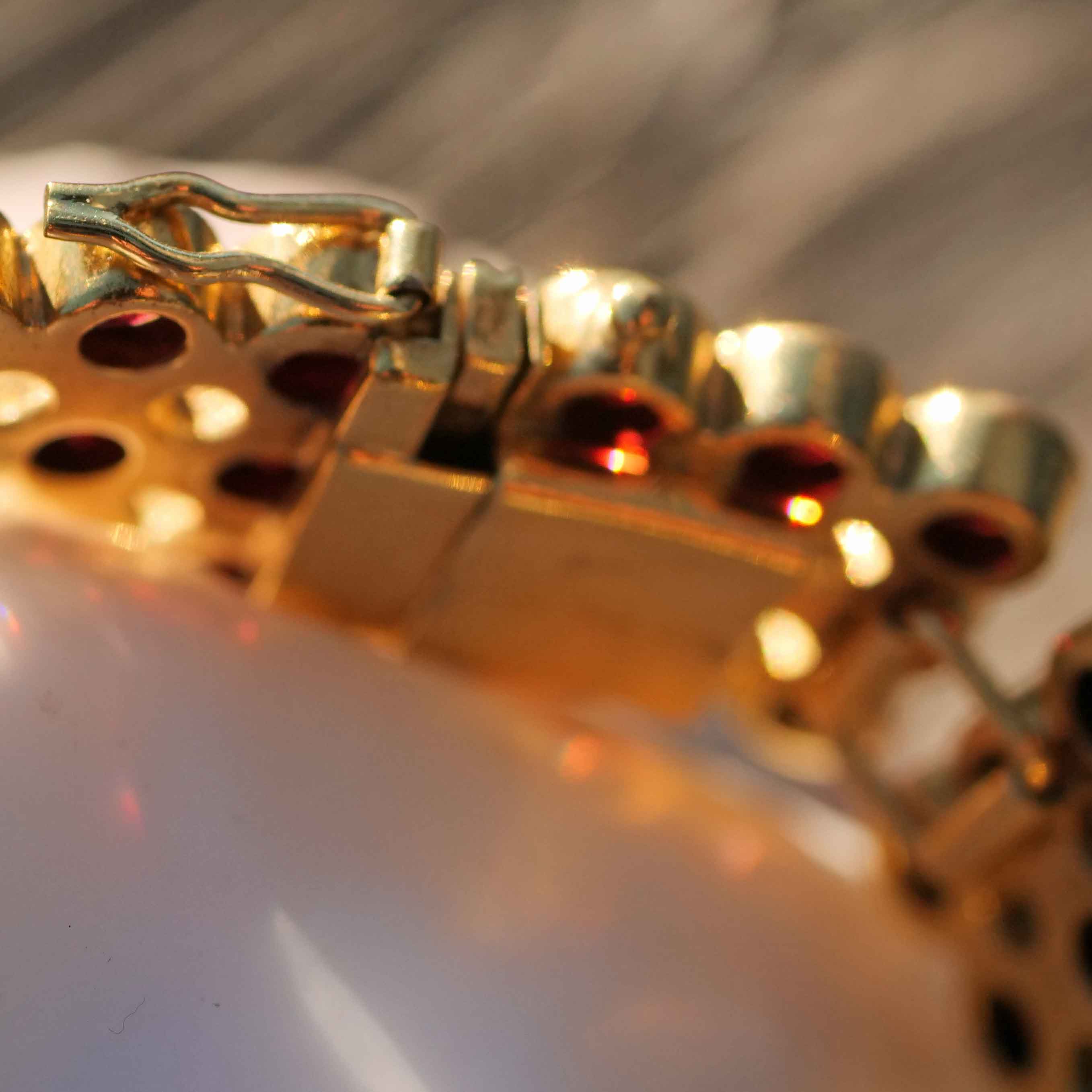 Granat Armband um 1900 Silber vergoldet punziert RF (Robert Flume) dreireihig