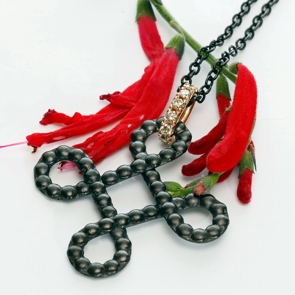 Brillant Collier 750er Rosegold 0.29 ct TW VS...Mystik Knot....schwarz rhodiniertes Silber