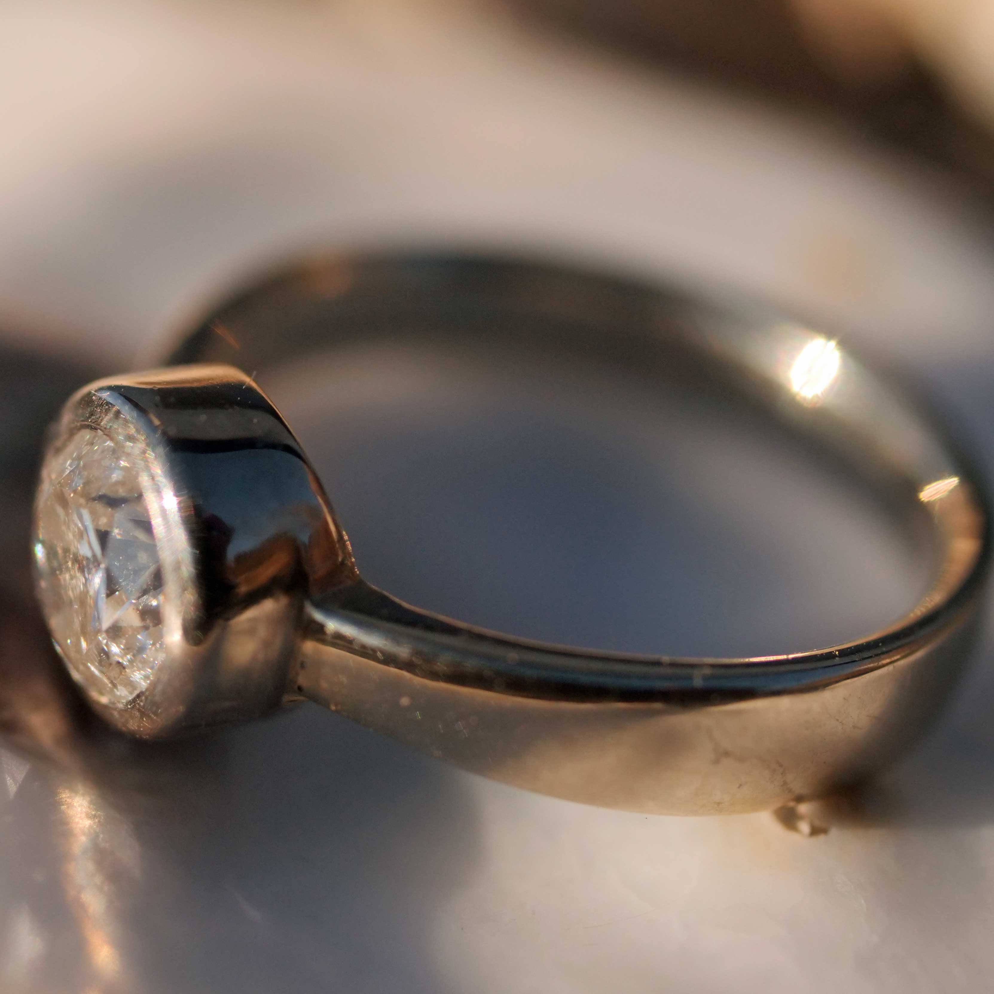 Brillant Ring 0.80 ct 585er Weissgold Weiss P2 im Übergangsschliff mit toller Brillanz