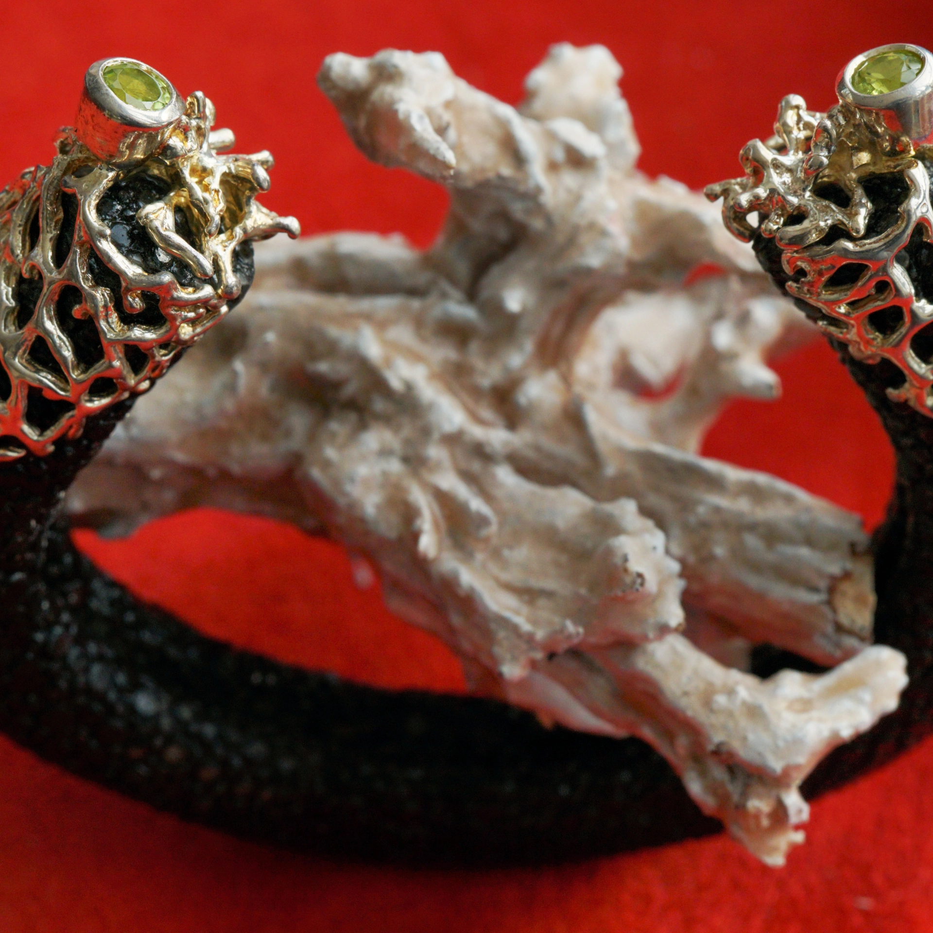 Designer ROCHENLEDER Armreif Silber Peridot