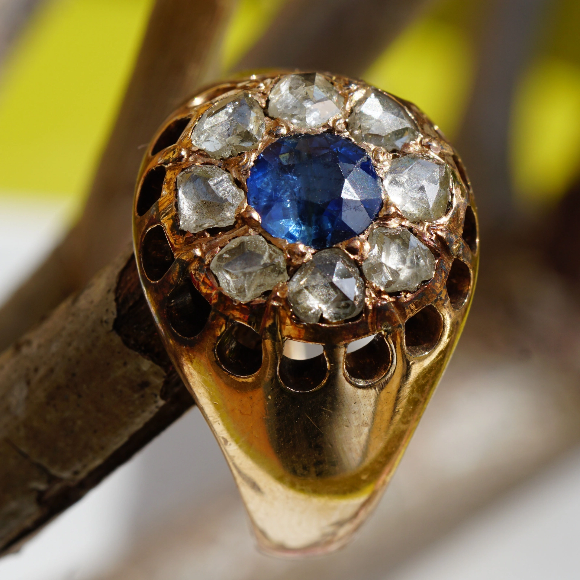 Saphir Diamant Ring 585er Rosegold um 1900 aus dem Jugendstil Art nouveau