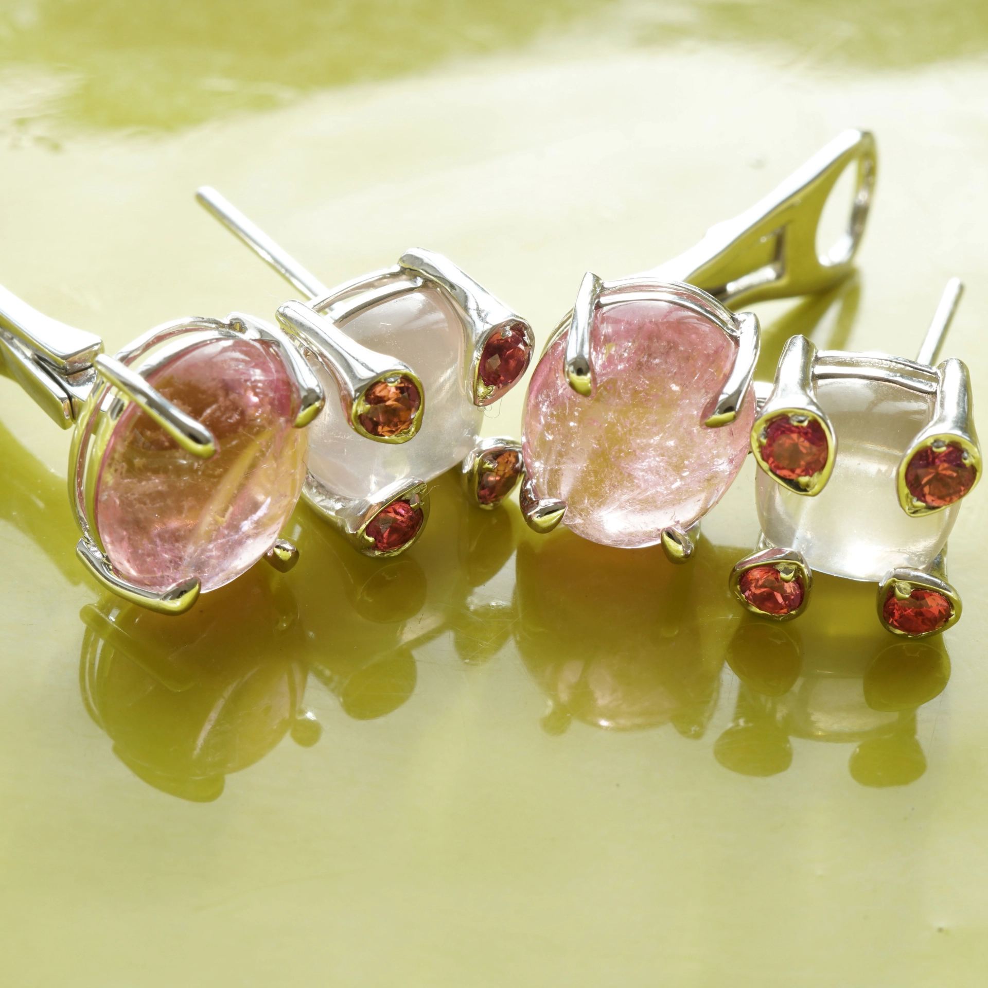 Spinell Turmalin Mondstein Ohrstecker Clip 750er Weissgold  ....happy pinkness