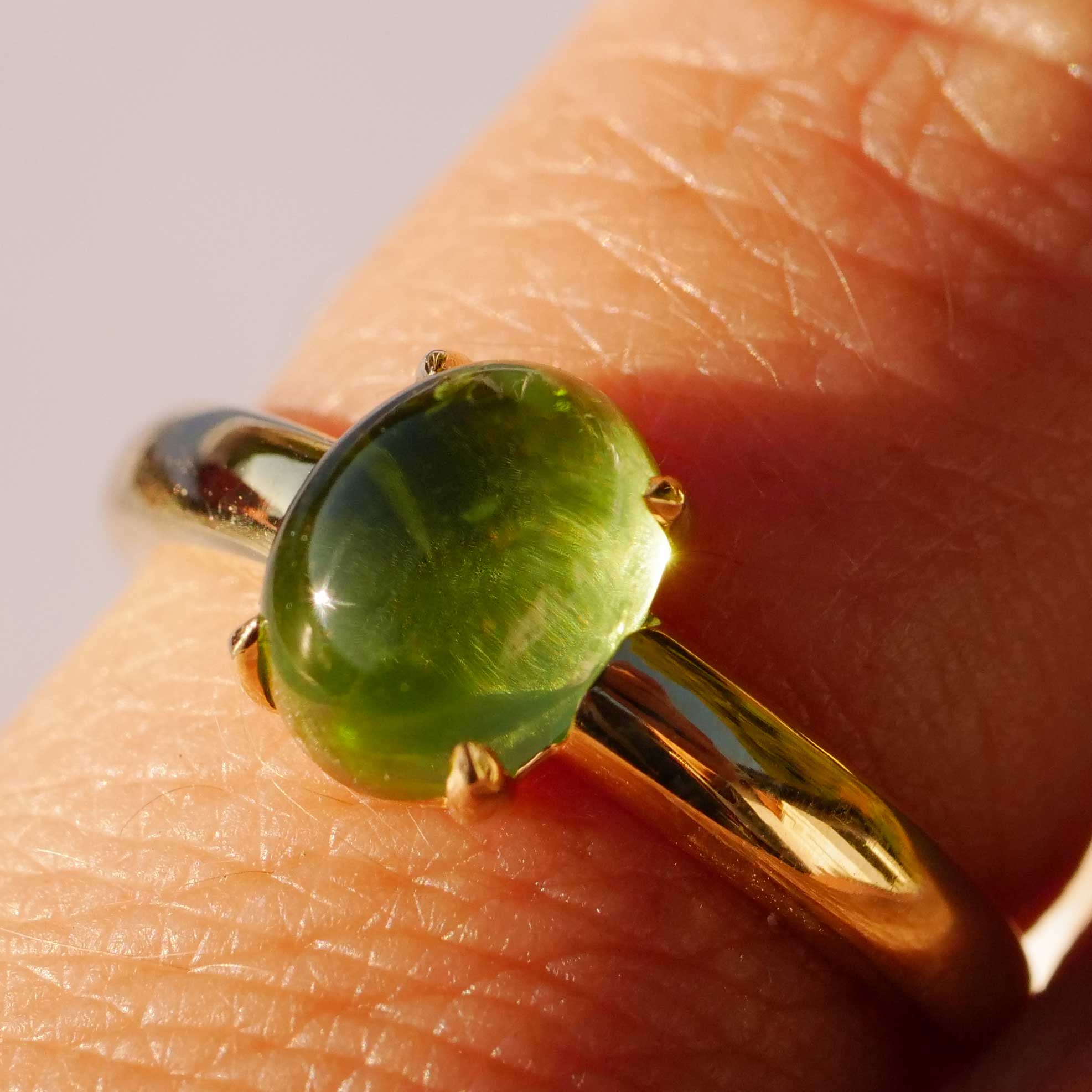 Turmalin Ring 750er Gelbgold Grün....süsse Versuchung...made in Italy...hochwertig 