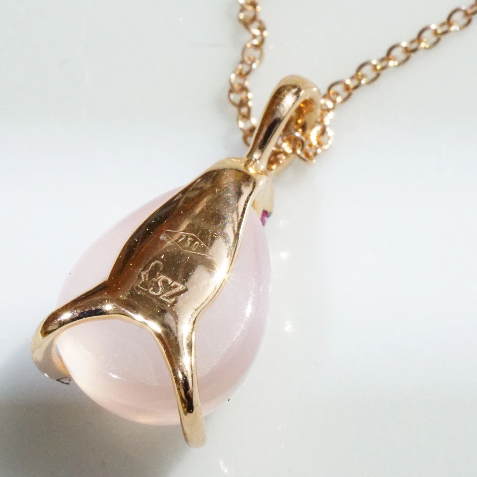 Rosenquarz Saphir Anhänger Drop 750er Rosegold entzückend 3.98 ct 0.04 ct mit Kette
