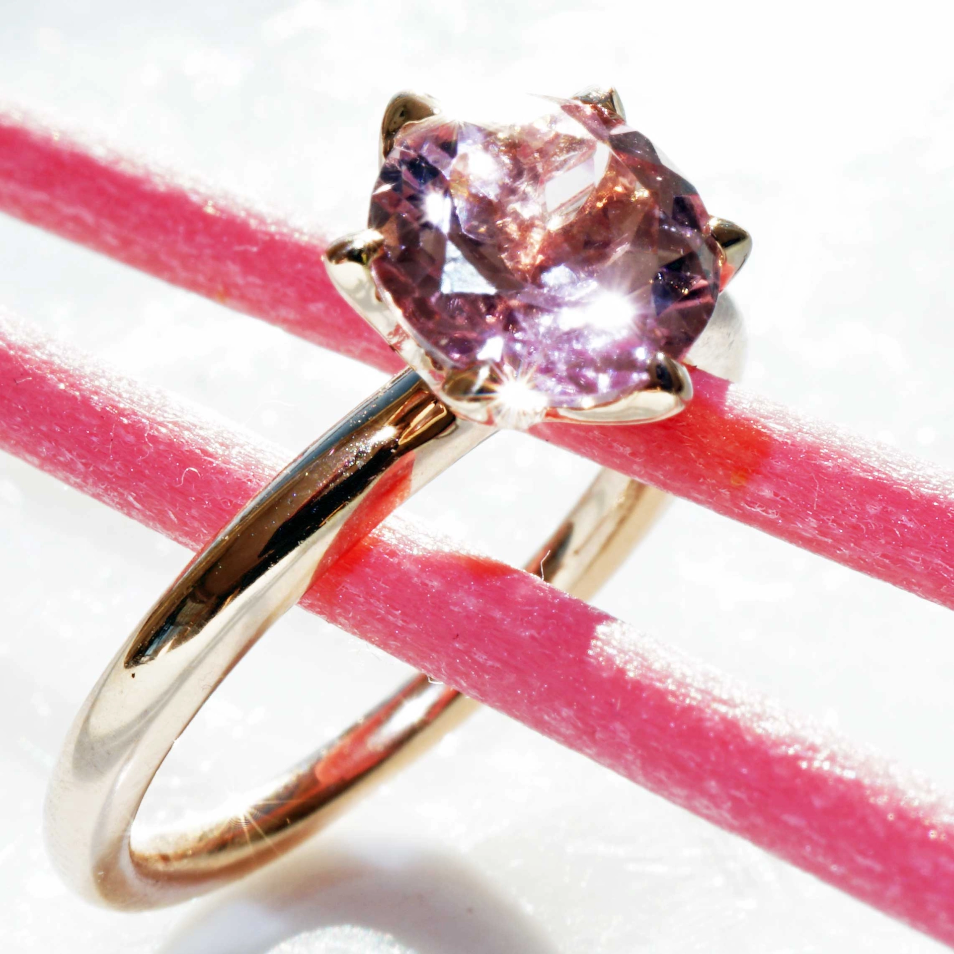 Bestseller Kombinationsring..pink Turmalin Ring in 750er Rosegold hergestellt in Valenza...toll mass