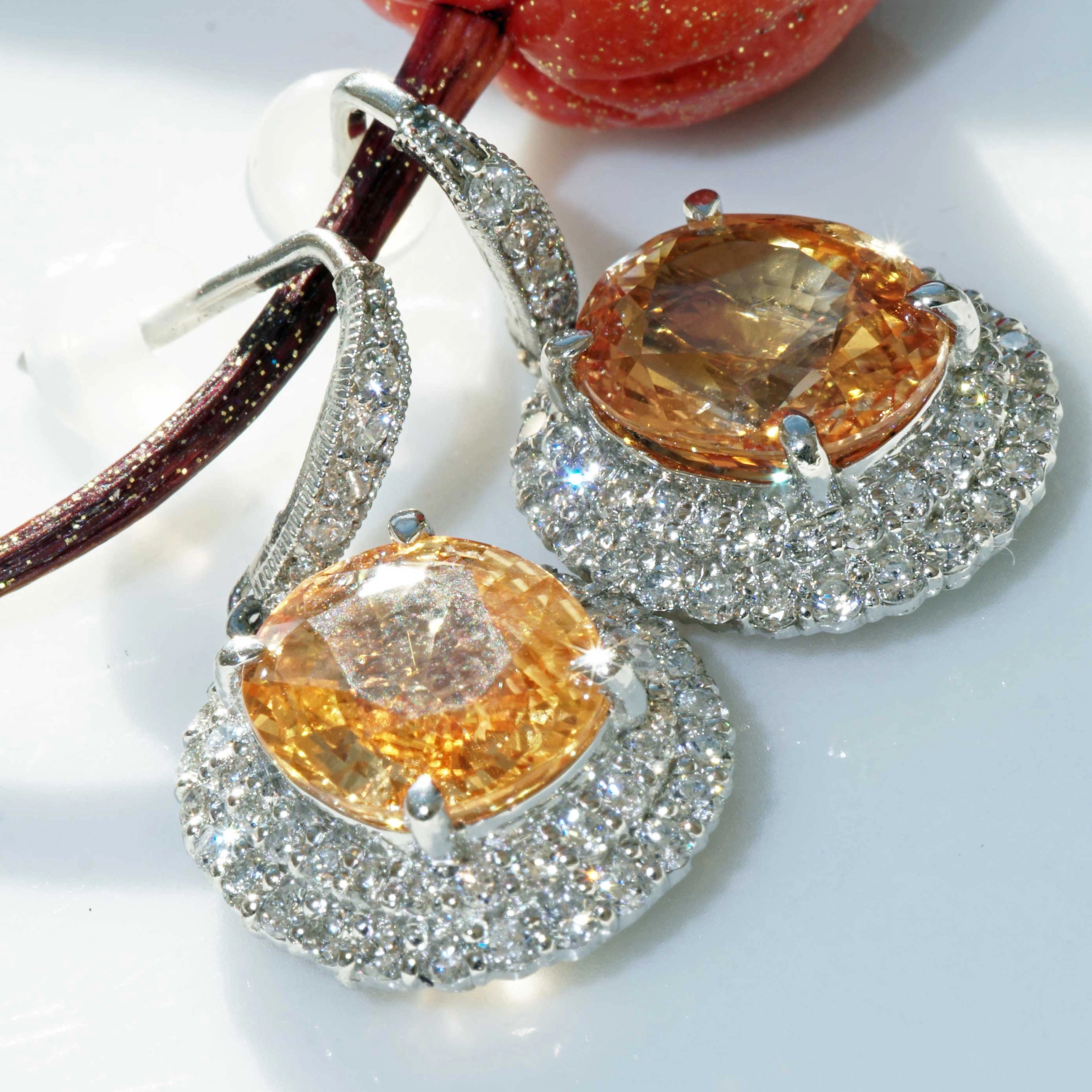 Saphir Brillant Ohrhänger in 900 Platin 7.14 ct 1.14 ct ORANGE-Pink mit Zertifikat HAMMER!
