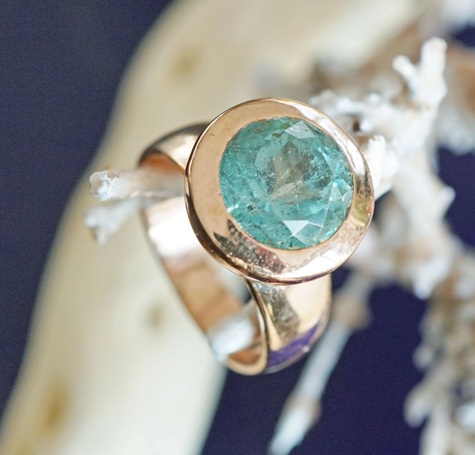 AQUAMARIN Ring Silber rosevergoldet 13 mm Durchmesser Handarbeit Navette tolle intensive Farbqualitä