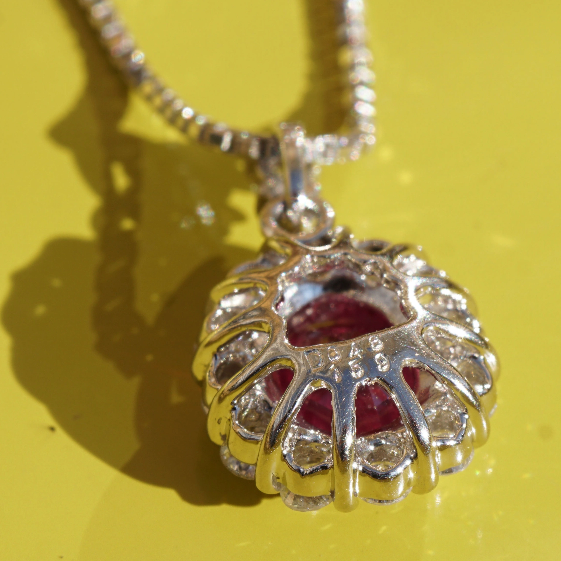 Rubin Brillant Anhänger mit Kette in 850er Platin 1.59 ct