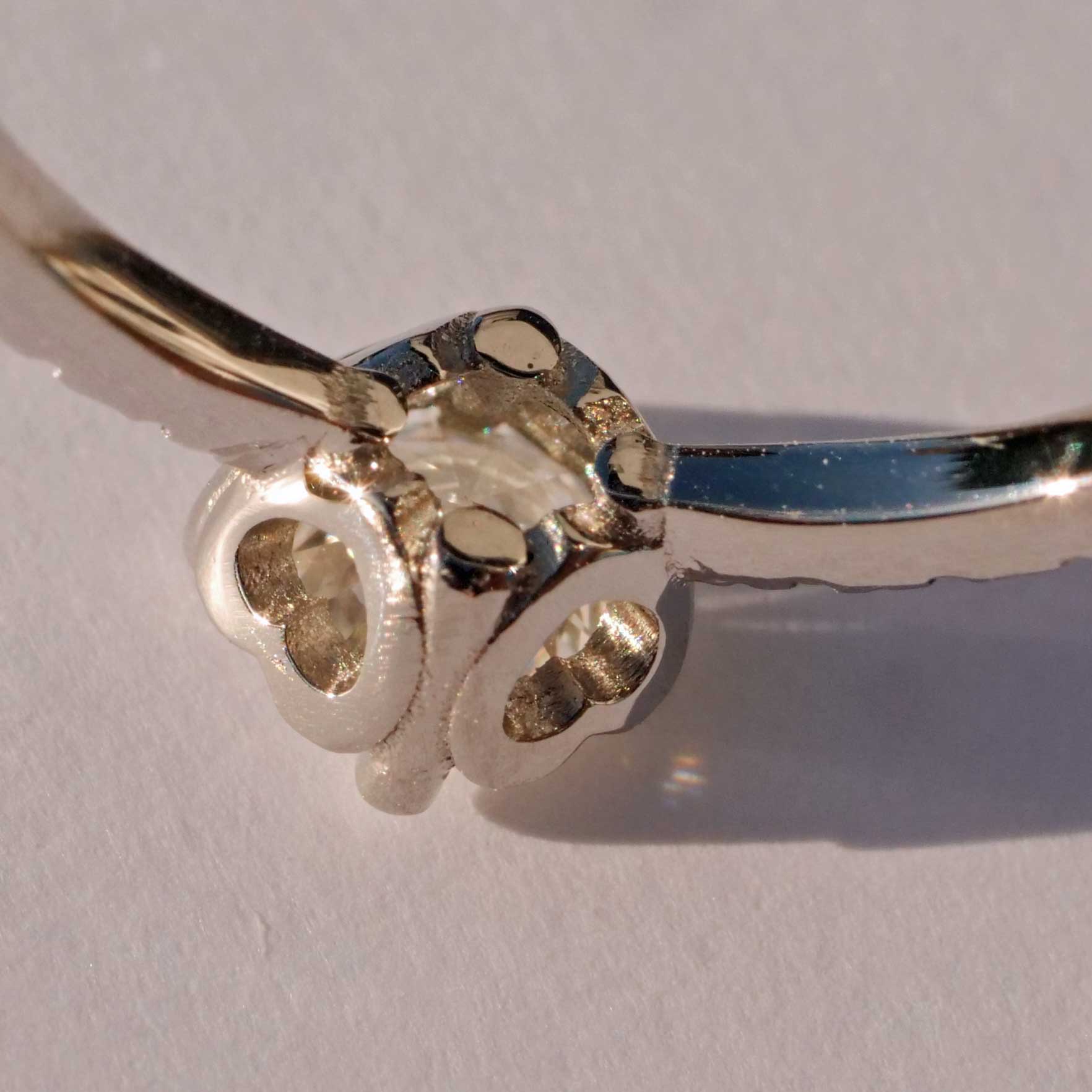 Brillant  Ring 0.59 ct G SI2 HALBKARÄTER von  Silhouette Bentner HRD Zertifikat 950er Platin  