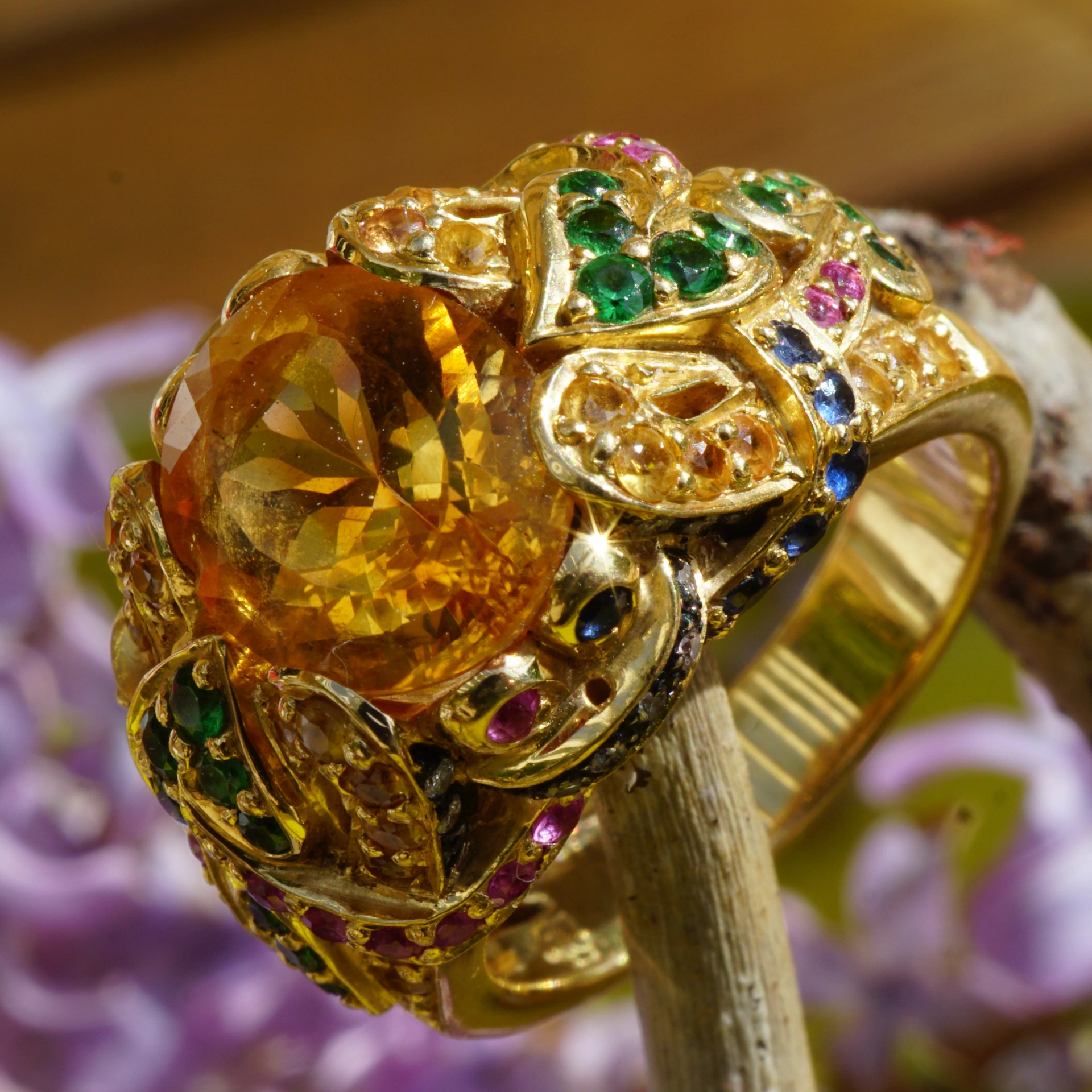 Edelstein Brillant Ring 750er Gelbgold...Phantasia....märchenhaft gestaltet....m. Meisterpunze