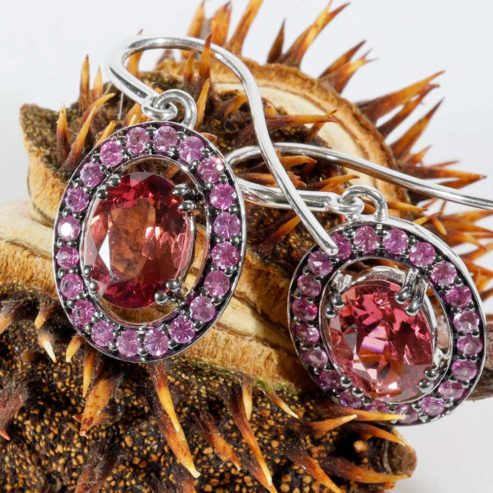 Cooler Farbstein Schmuck I Ohrhänger in 585er Weissgold mit altrosa Turmalinen und violetten Saphiren total ca. 3.39 ct