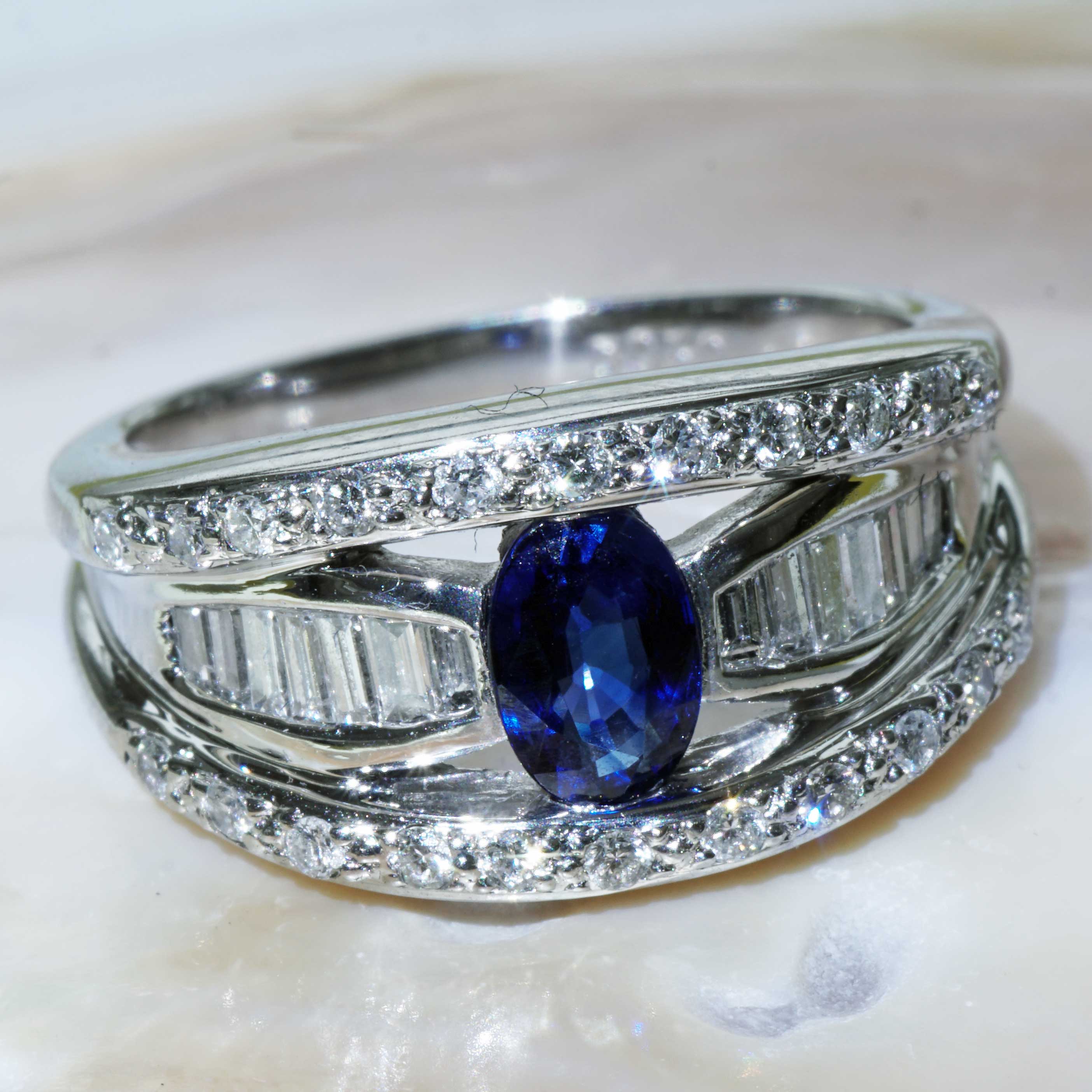 Saphir Brillant Ring 900er Platin 0.65 ct 0.50 ct feinster Saphir und Brillanten in Platin 
