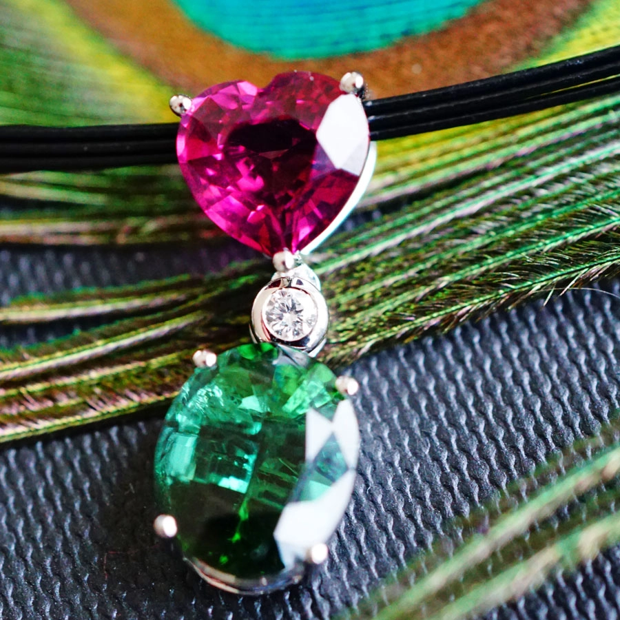 Edelstein Brillant Anhänger 750er Weißgold purple granat