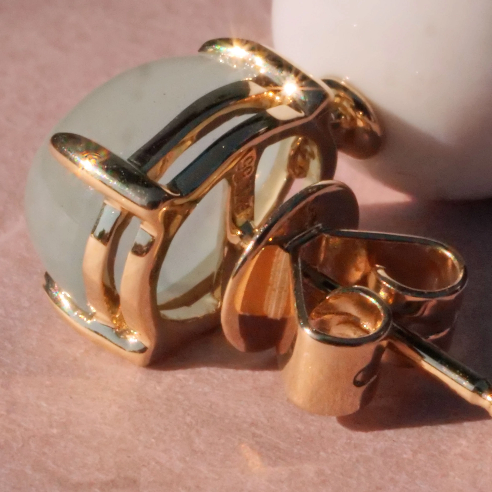 Cacholong Aquamarin Ohrhänger 585er Gelbgold...Himmelblau und Schneeweiss