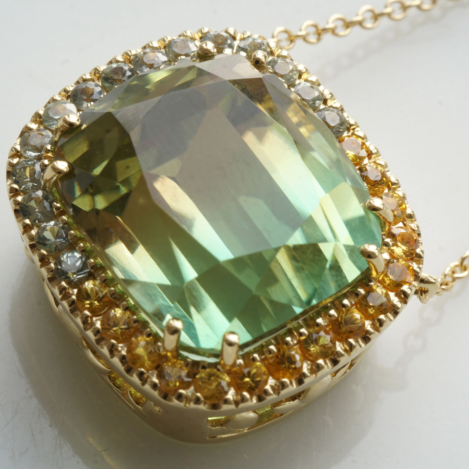 Turmalin Collier 750er Gelbgold 17 ct bicolor AAA+ Afrika grün-gelb....Himmelsfarben