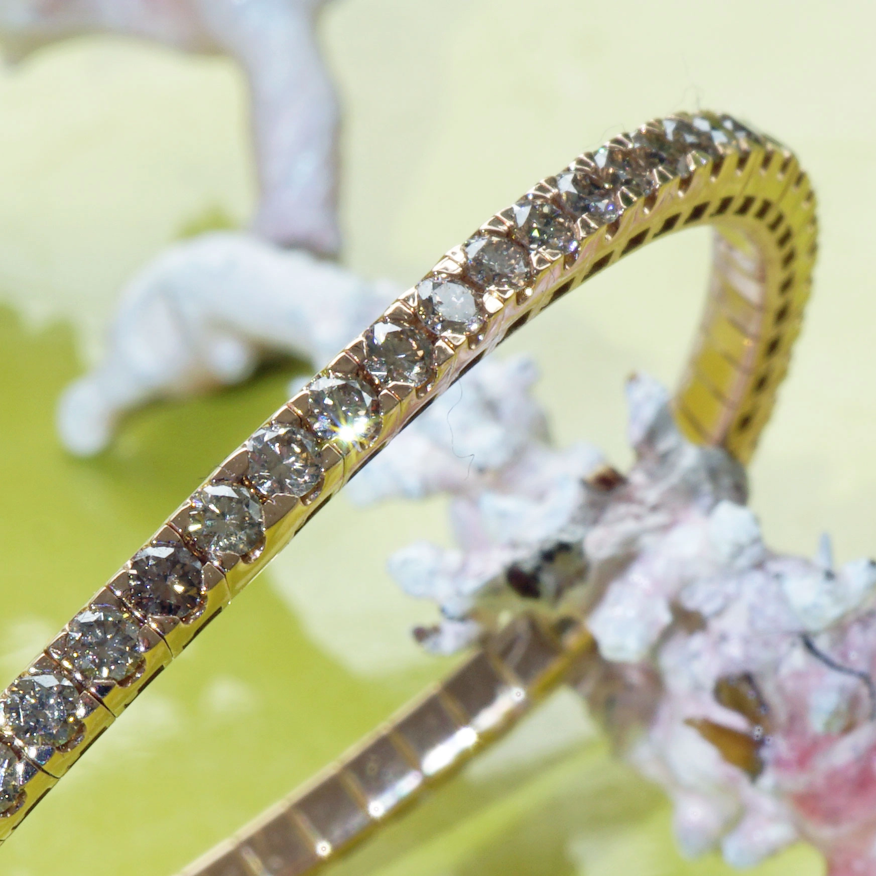 Flexi Brillant Armband 750er Rosegold 3.79 ct Exclusiv Edition Valenza feines Hellbraun VS