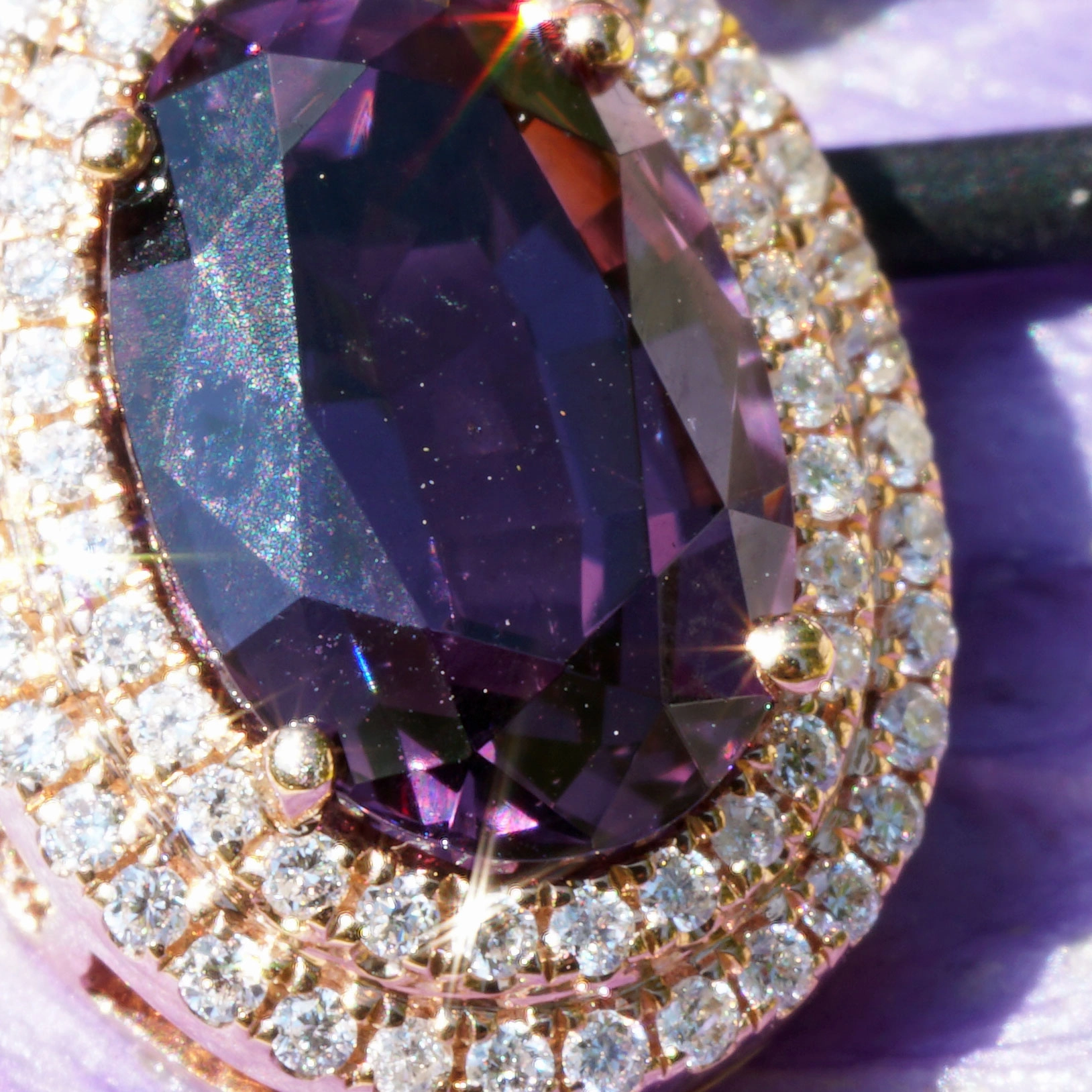 Spinell Brillant Anhänger 2.57 ct 0.19 ct violett Mine Tansania unbehandelt TOPQUALITÄT 750er Rosego