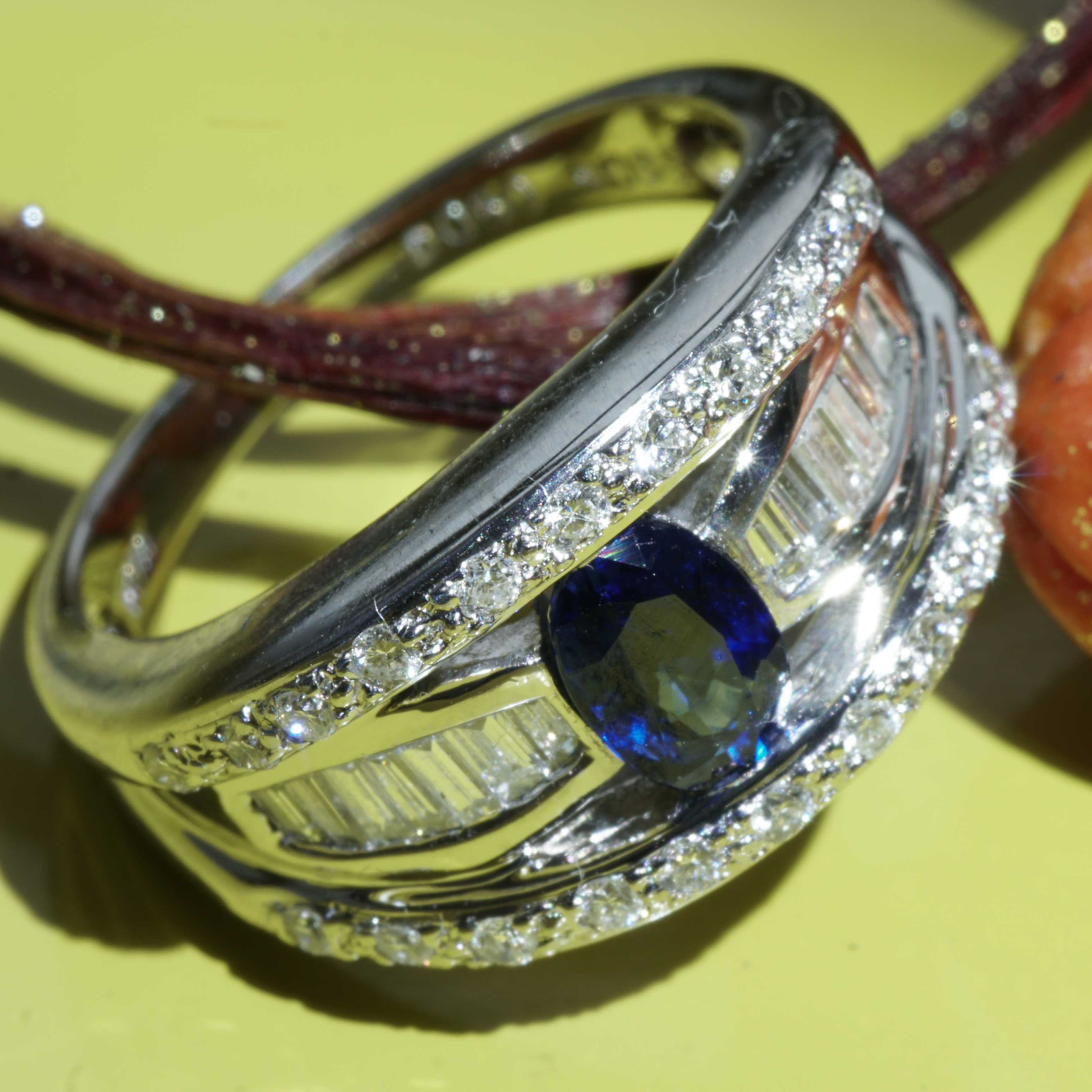 Saphir Brillant Ring 900er Platin 0.65 ct 0.50 ct feinster Saphir und Brillanten in Platin 