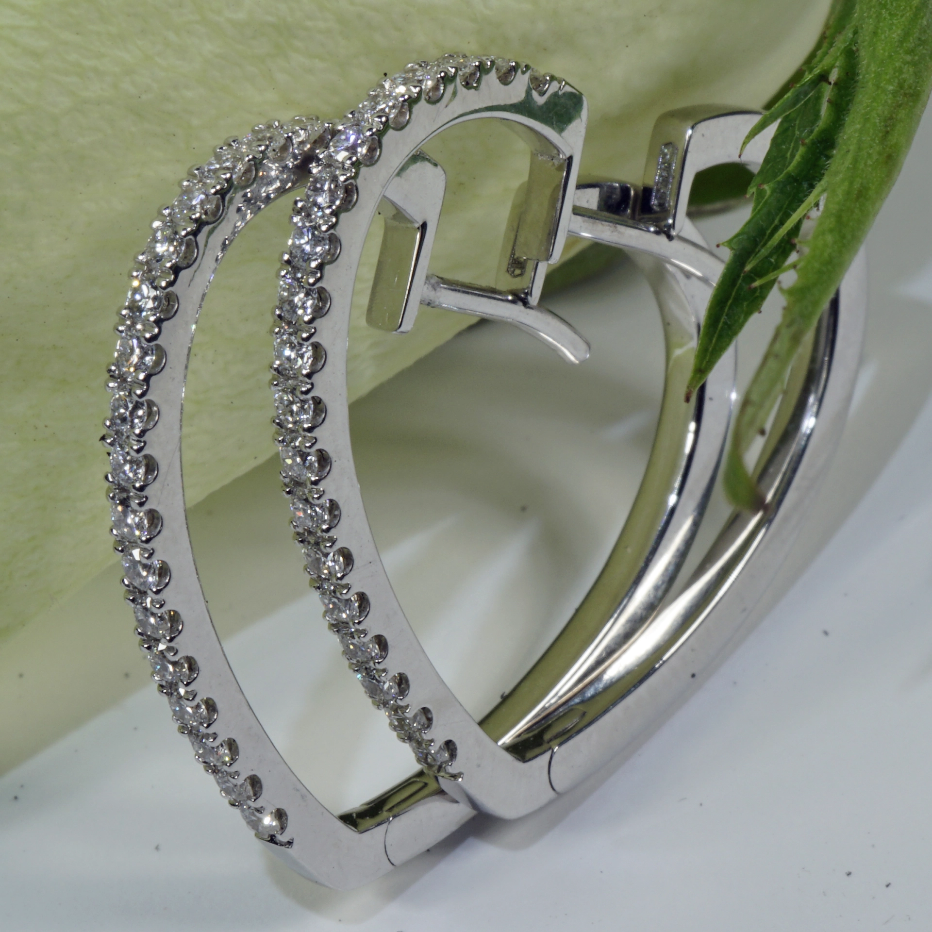 Herzform Brillant Creolen 750er Weissgold 0.50 ct Traditionsgoldschmiede Valenza...Lebensfreude pur