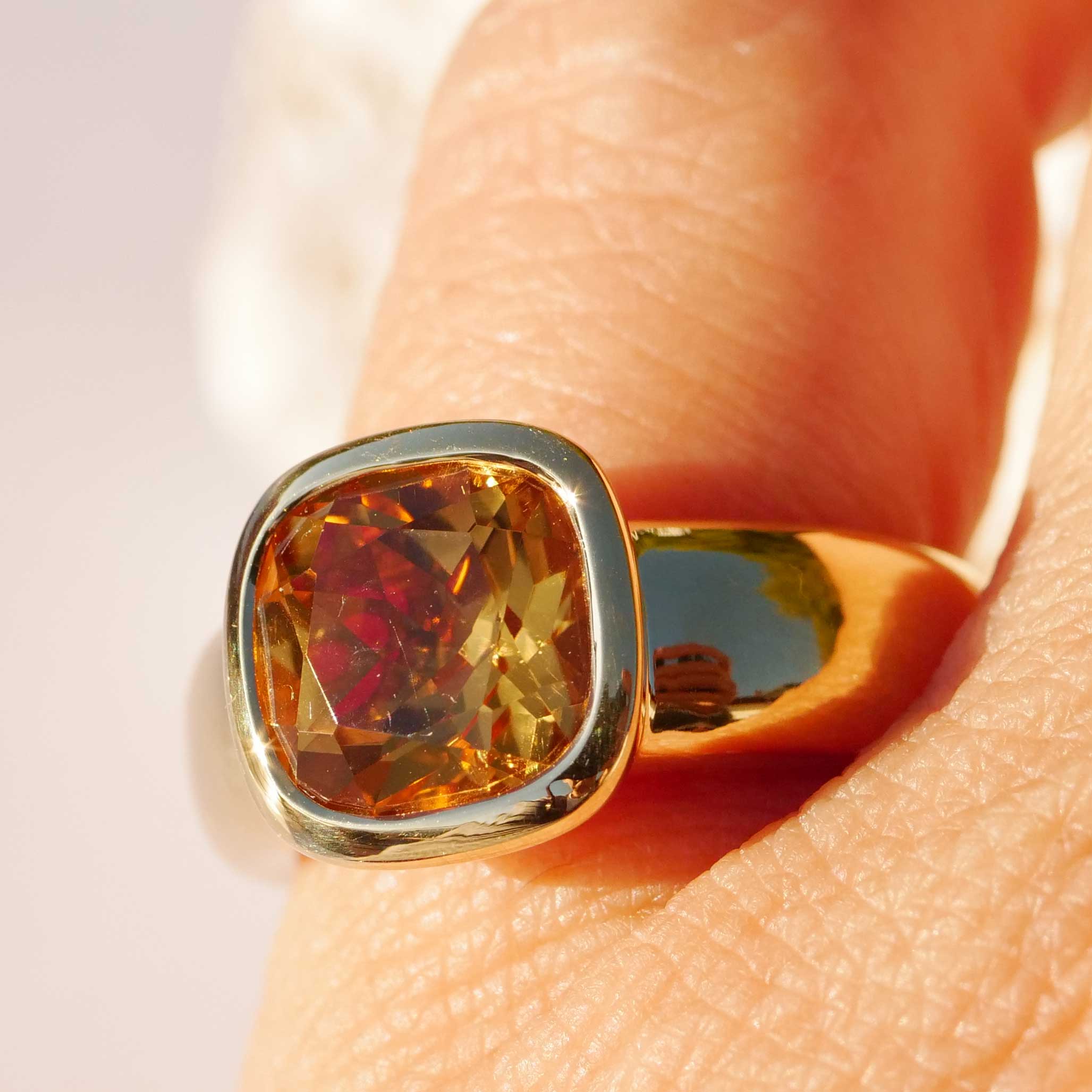 Citrin Ring 750er Gelbgold Valenza .....bella Italia....kleiner Kardinalring...so trendy 