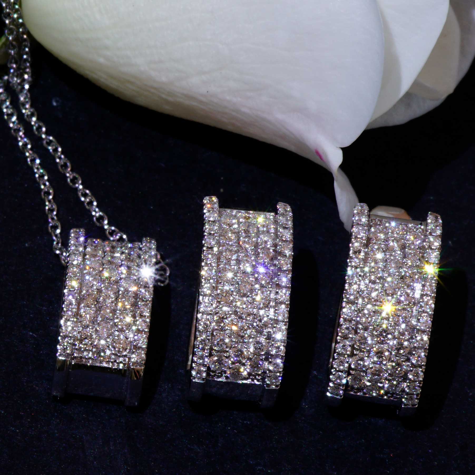 Brillant Collier 0.35 ct TW VS Weissgold 750er Modernes Design....macht Trage Spaß !!! 