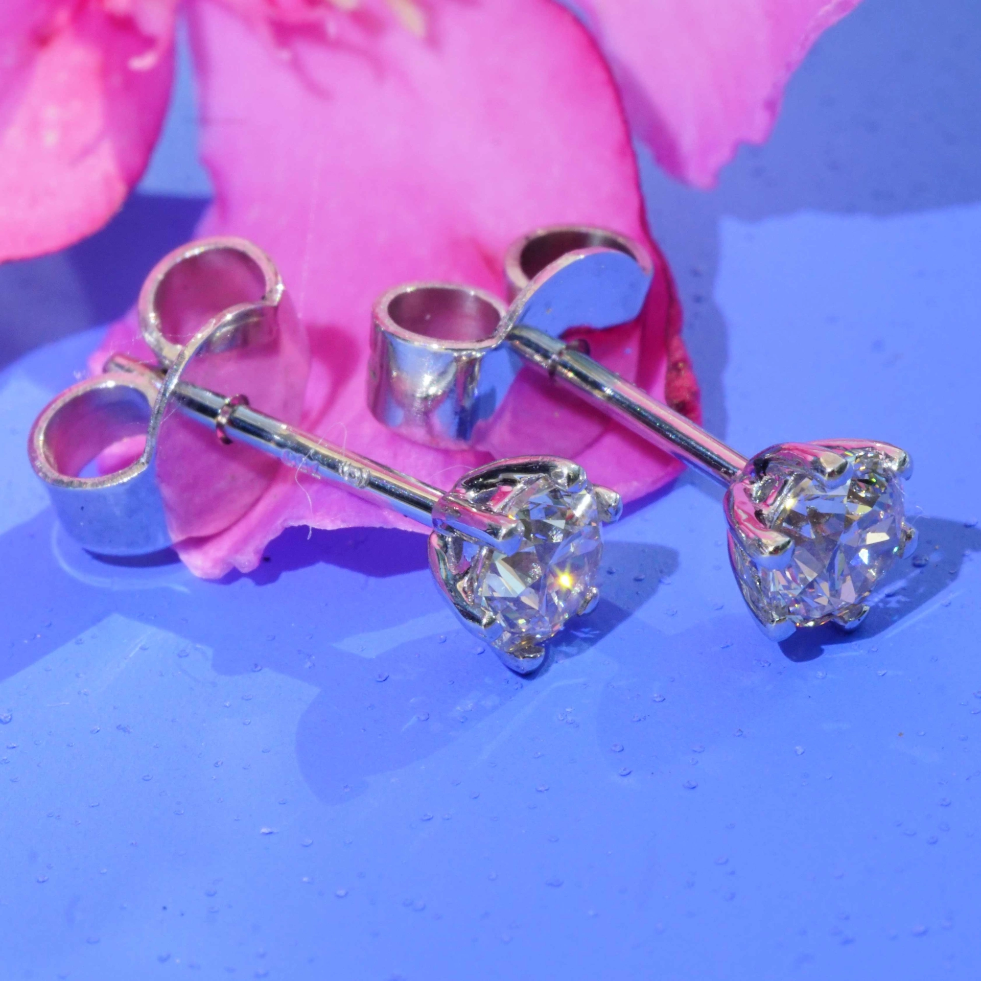 Brillant Ring Anhänger Ohrstecker 750er Weissgold Set 1.20 ct Getönt VS Silhouette Schmuck