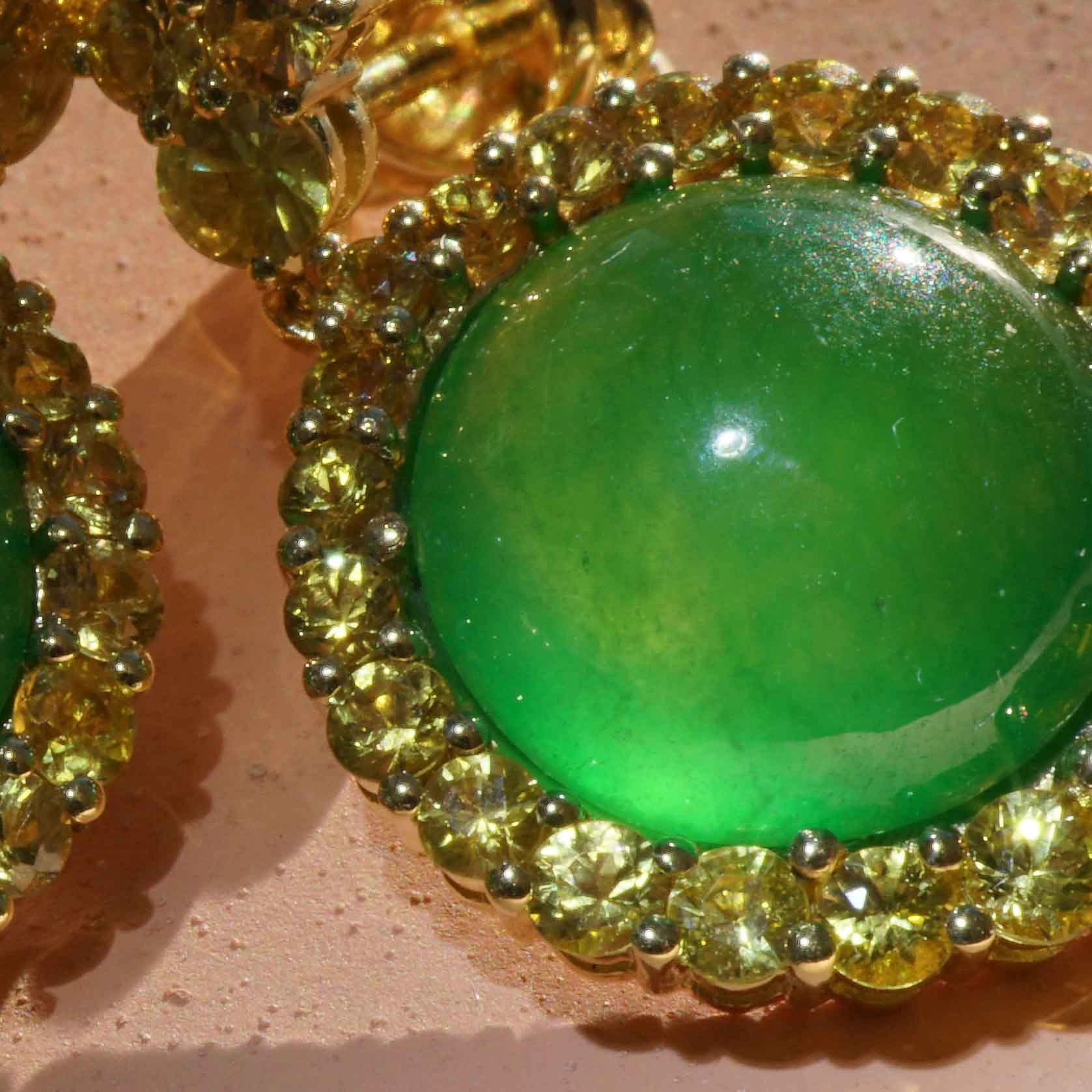 Imperial Burma Jade Saphir Ohrhänger Juwelierskunst 750er Gelbgold 9.98 ct 3.76 ct